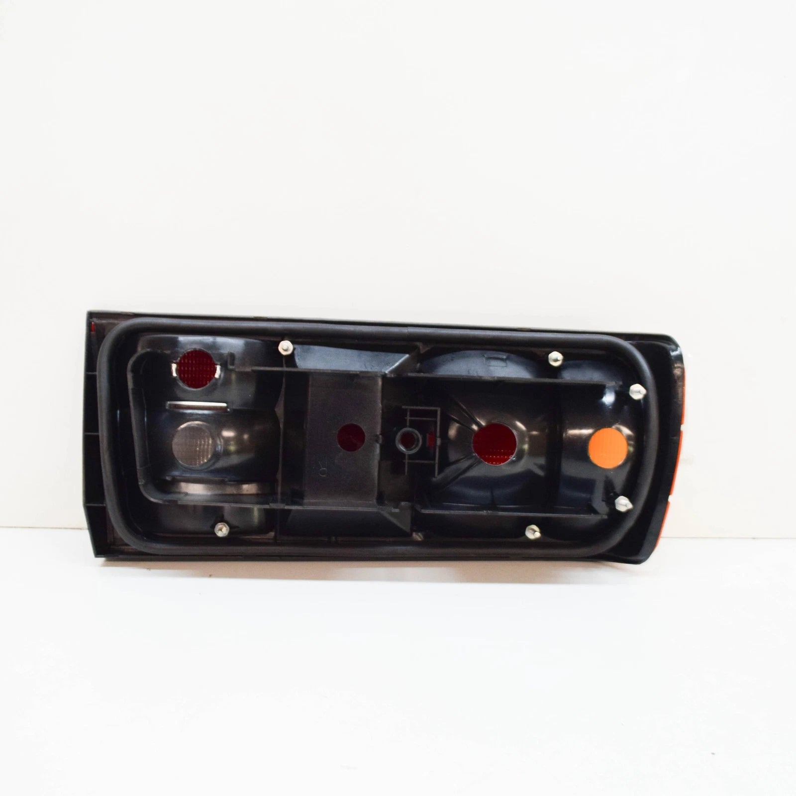 NEW BMW 3 E30 REAR RIGHT TAILLIGHT WITH FOG LIGHT 63211386942 ORIGINAL