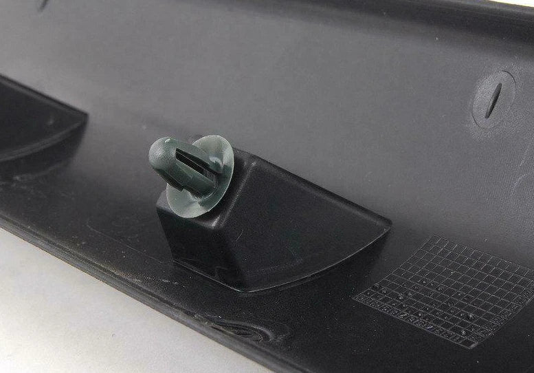 NEW AUDI R8 42 RIGHT INNER DOOR SILL TRIM STRIP 420853906A6PS ORIGINAL