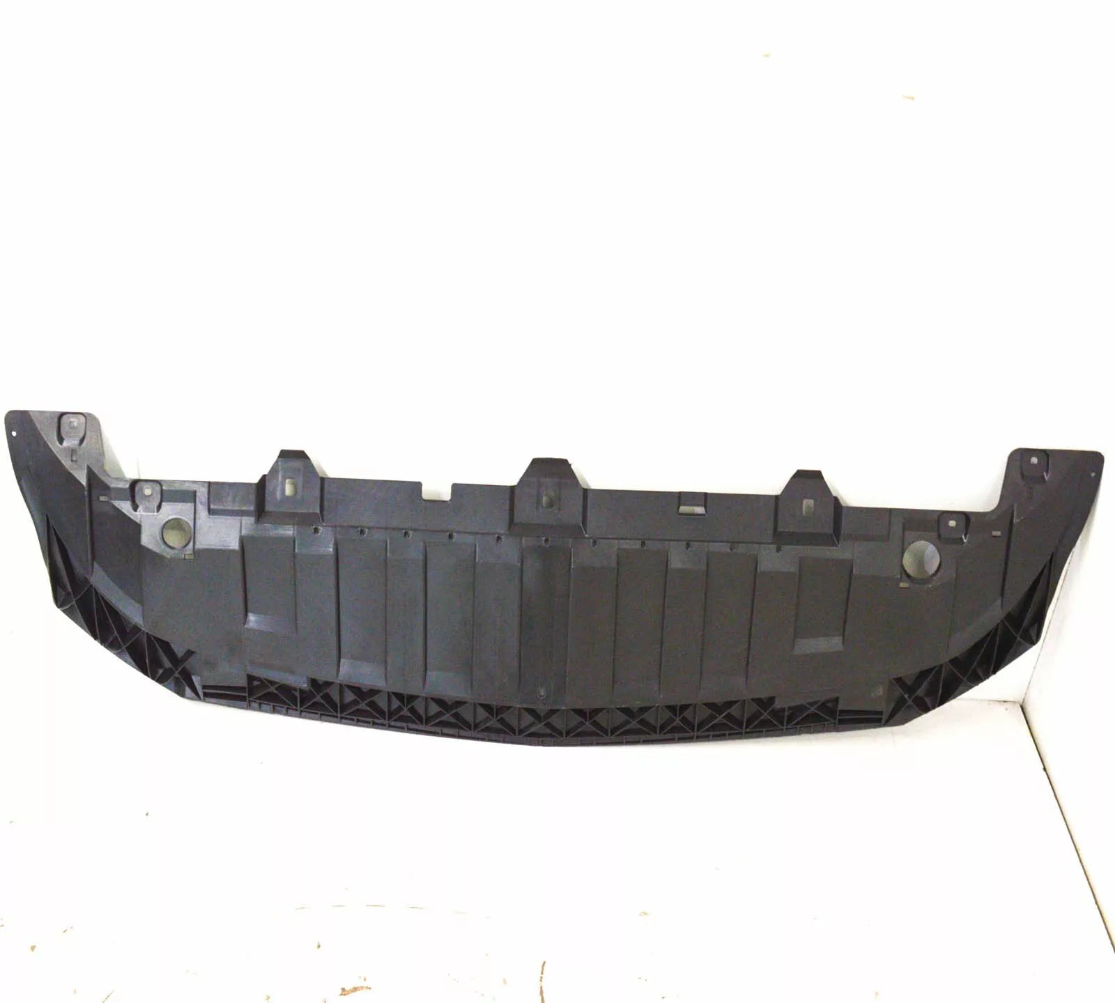 NEW MERCEDES-BENZ B W246 FRONT BUMPER COVER BOTTOM SUPPORT A2468850036