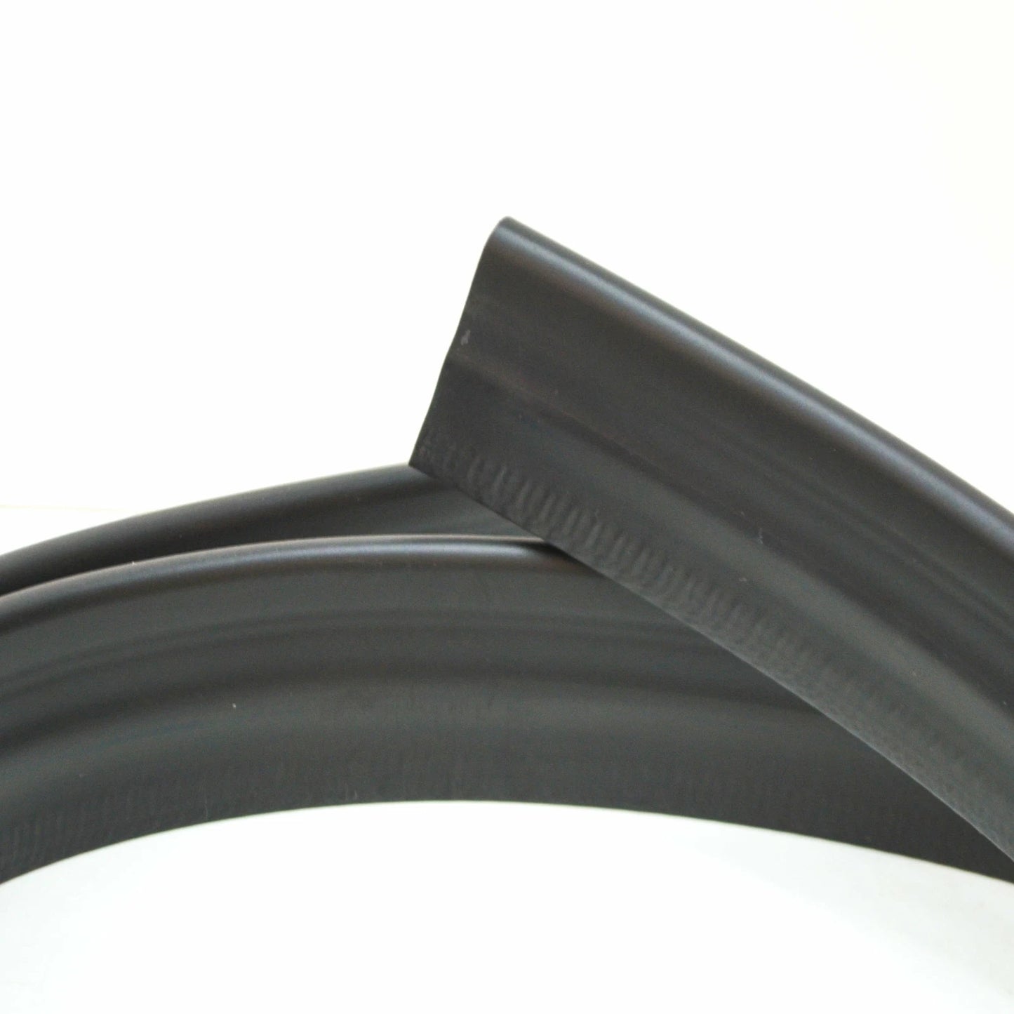 NEW MERCEDES-BENZ GLC X253 FRONT BONNET RUBBER SEAL A2538315900