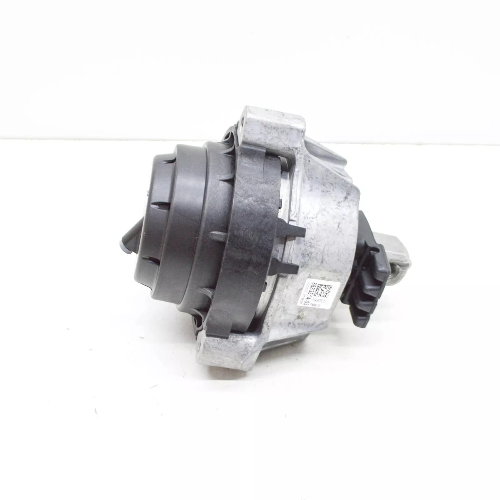 NEW BMW 5 G30 RIGHT SIDE ENGINE MOUNT 22116883514 6883514 ORIGINAL