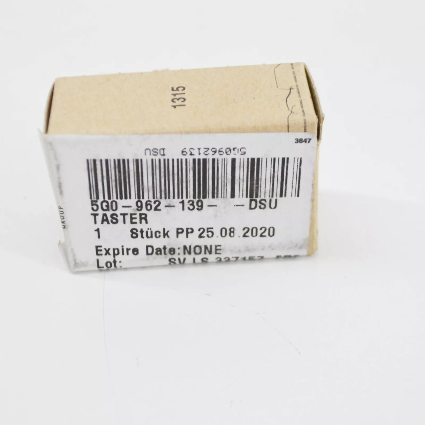 NEW VW GOLF VII 5G MK7 FUEL FILLER FLAP RELEASE BUTTON 5G0962139DSU ORIGINAL