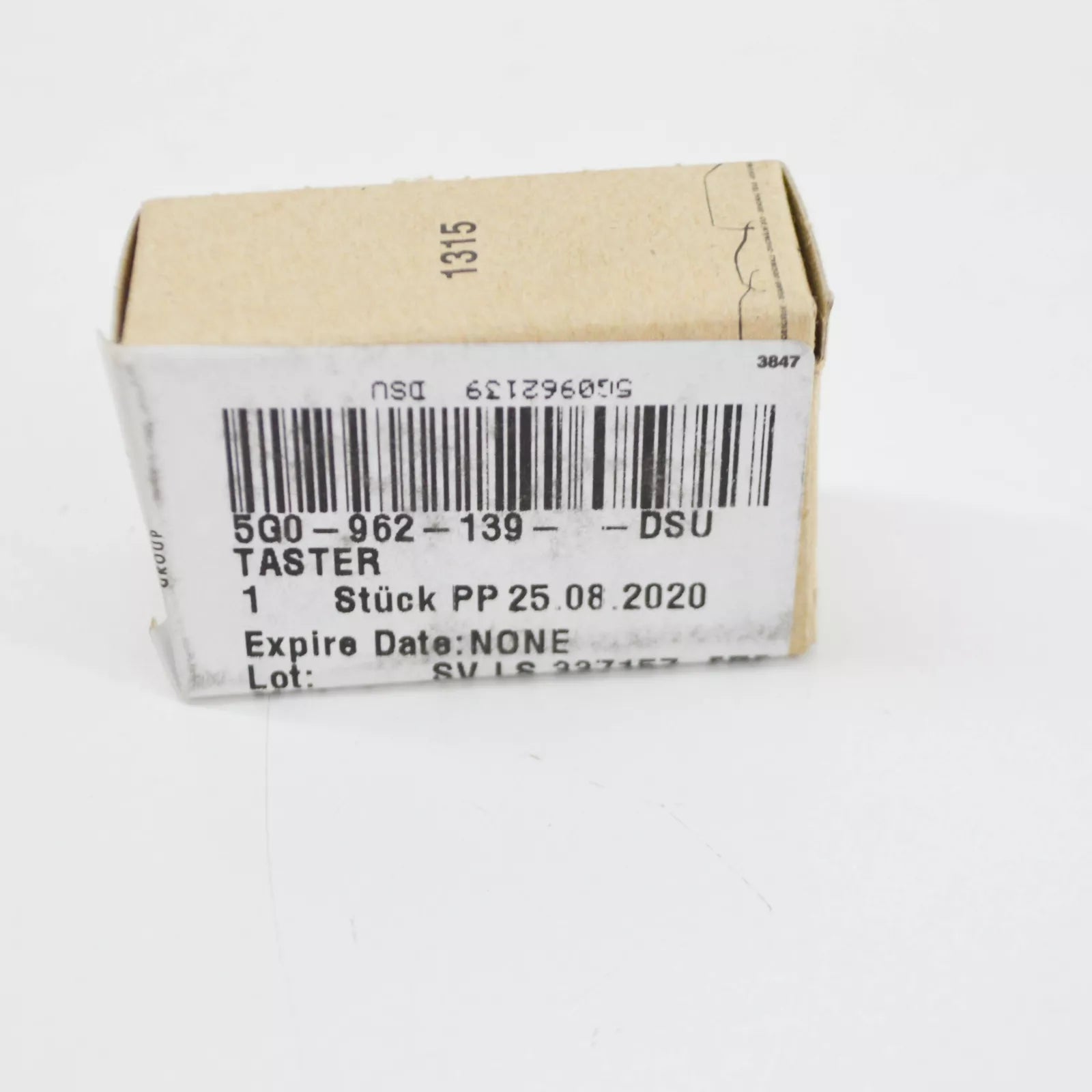 NEW VW GOLF VII 5G MK7 FUEL FILLER FLAP RELEASE BUTTON 5G0962139DSU ORIGINAL