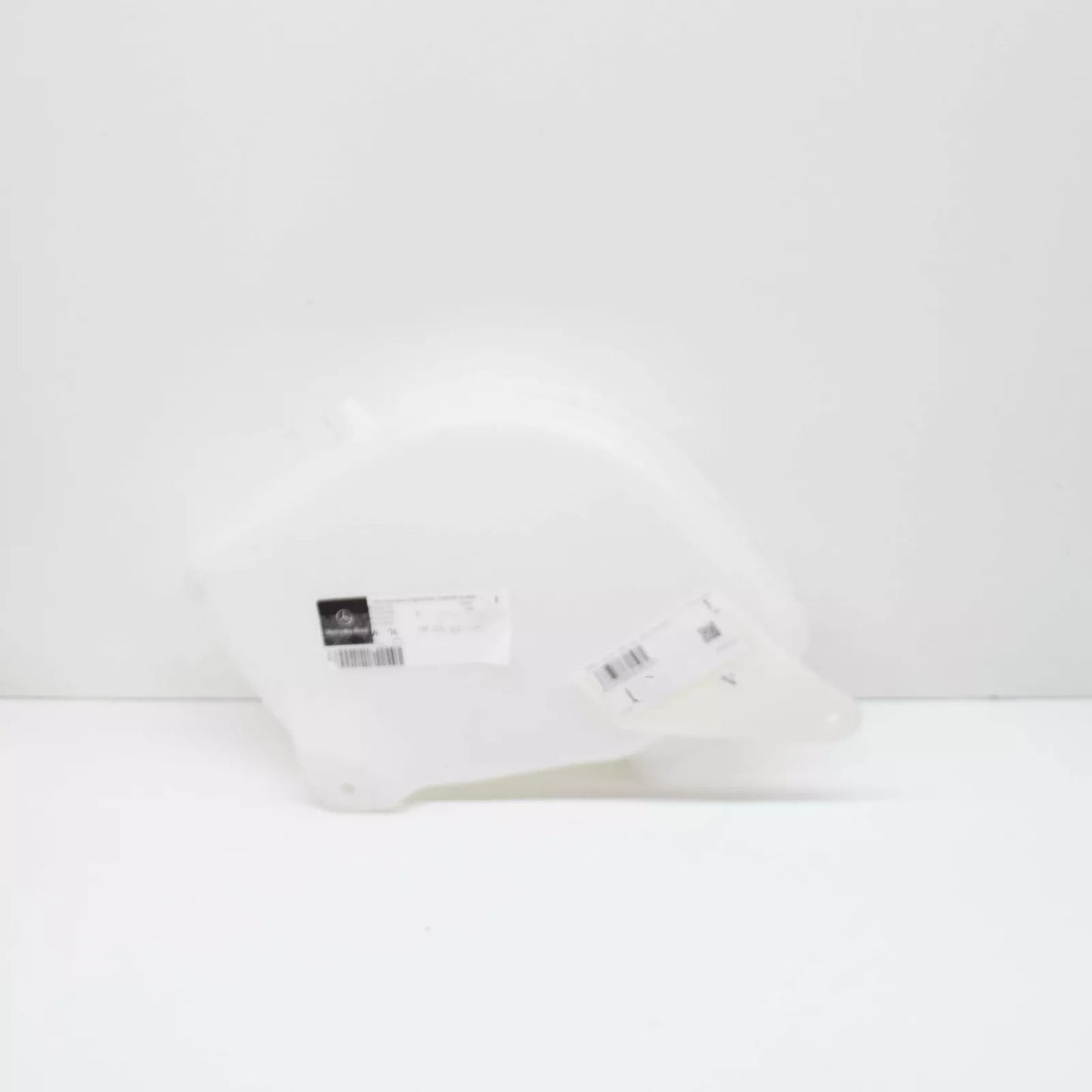 NEW MB VITO W639 WINDSHIELD WASHER SYSTEM TANK RHD A0008694620