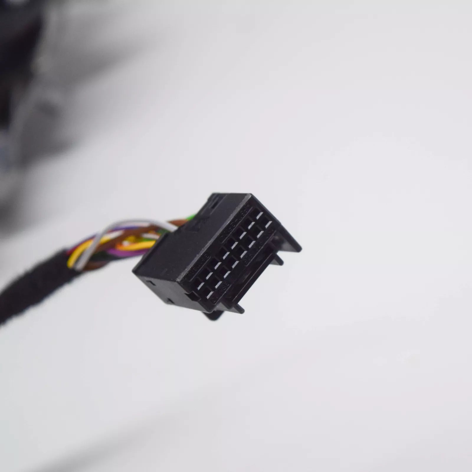 NEW VW TOUAREG 7P FRONT LEFT SIDE DOOR MIRROR HOUSING RHD 7P6857507P9B9 ORIGINAL