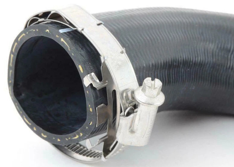 NEW AUDI Q7 4L RIGHT UPPER CHARGE AIR COOLER PRESSURE HOSE 7P0145708A ORIGINAL