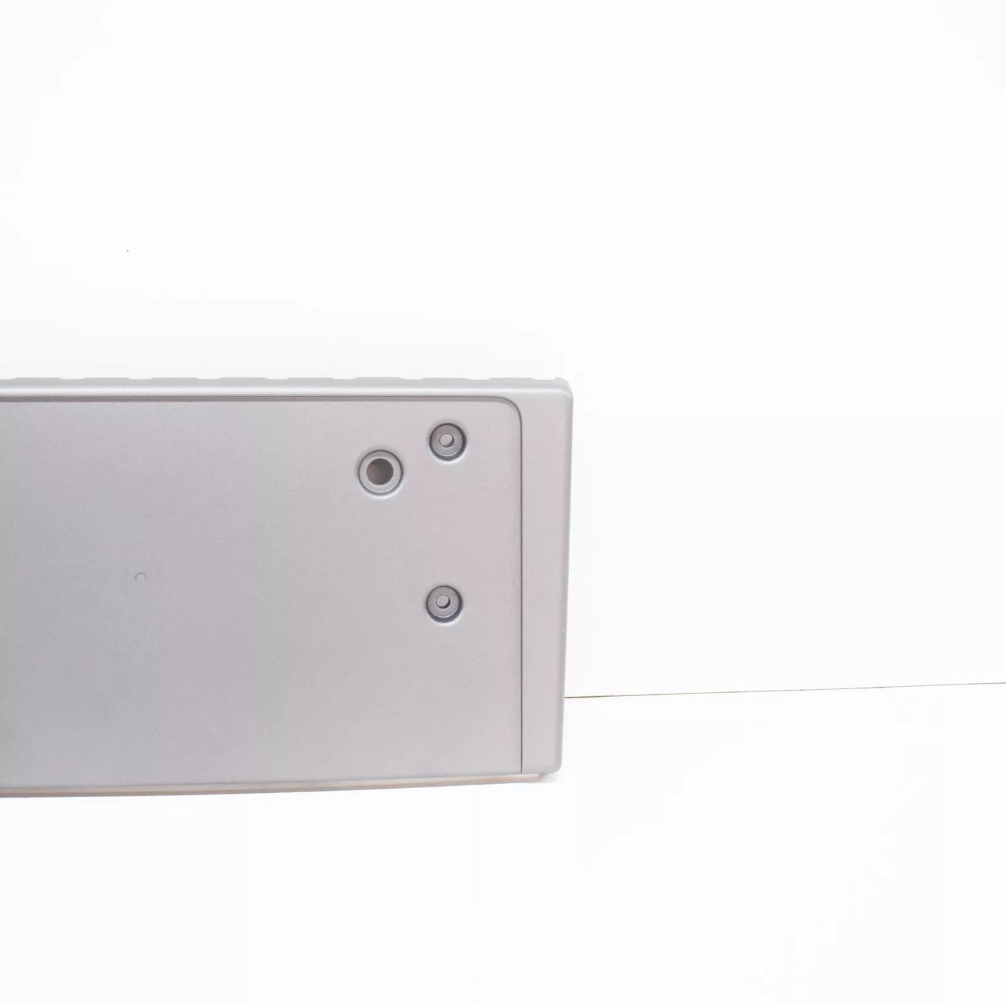 NEW AUDI A4 ALLROAD QUATTRO B8 FRONT LICENCE PLATE HOLDER 8K0807285AA1RR