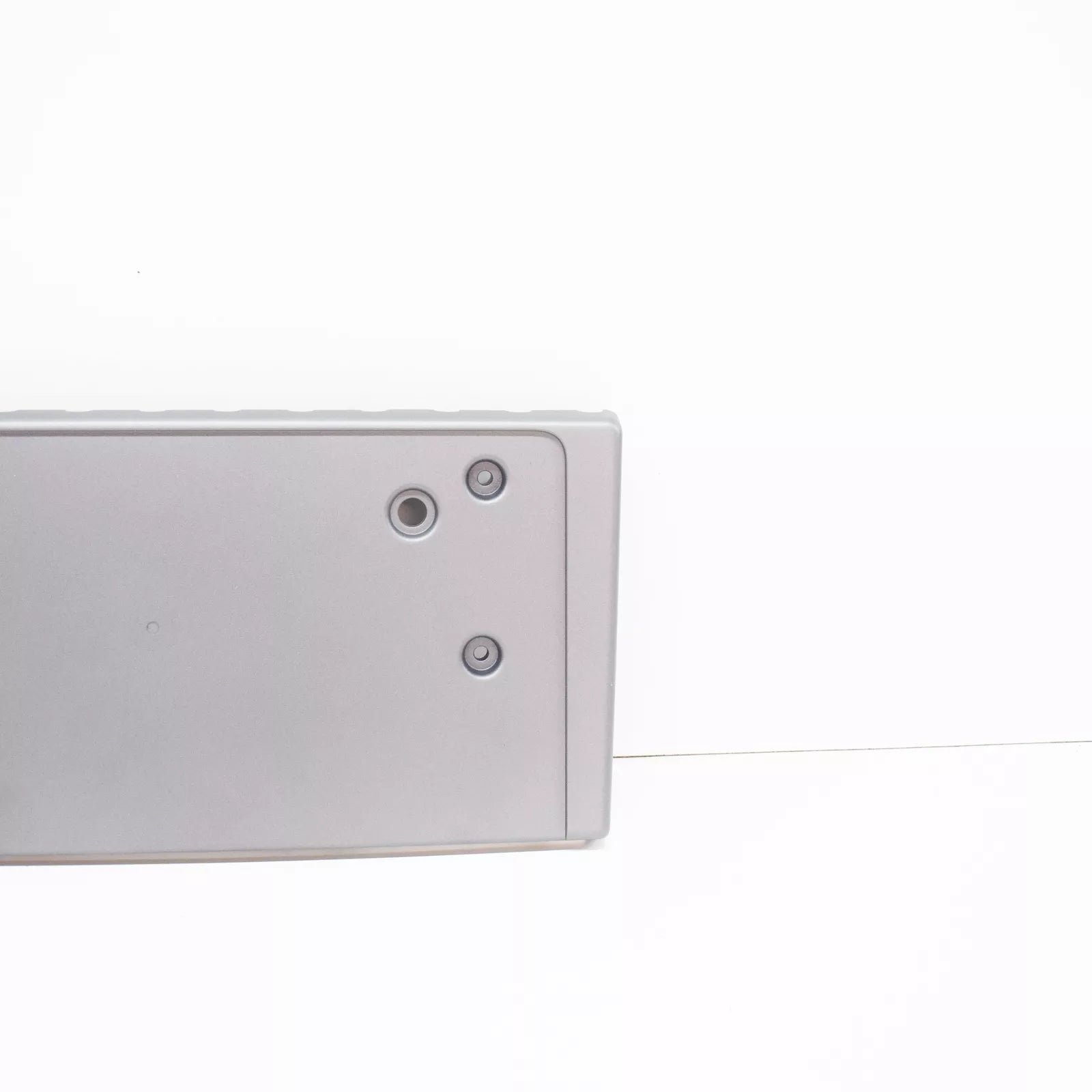 NEW AUDI A4 ALLROAD QUATTRO B8 FRONT LICENCE PLATE HOLDER 8K0807285AA1RR