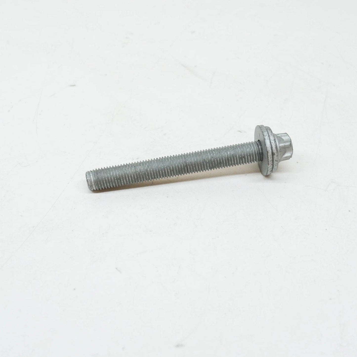 NEW MERCEDES-BENZ S COUPE C217 FRONT AXLE EXTERNAL BOLT A0029903303 ORIGINAL