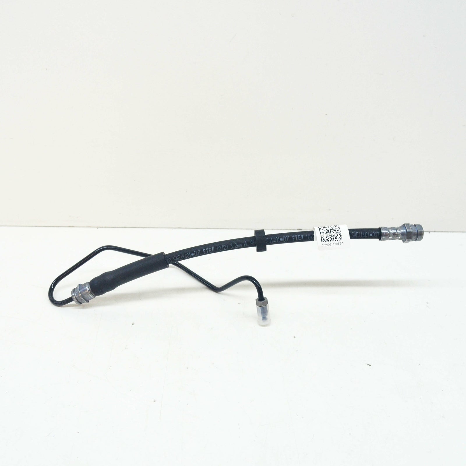NEW AUDI A4 B9 FRONT RIGHT BRAKE HOSE 8W0611708B ORIGINAL