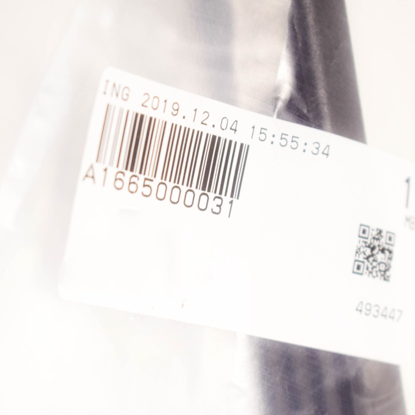 NEW MERCEDES BENZ ML W166 AMG OIL COOLER BRACKET A1665000031 ORIGINAL