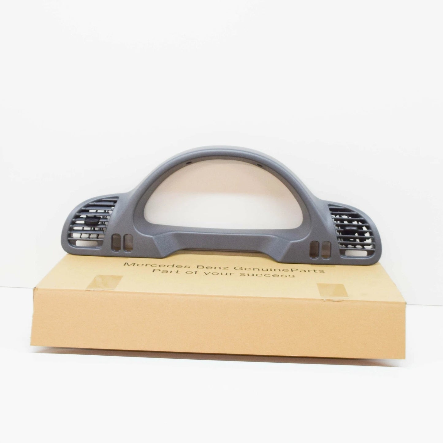 NEW MERCEDES-BENZ SPRINTER 903 INSTRUMENT CLUSTER MOLDING A9016801439