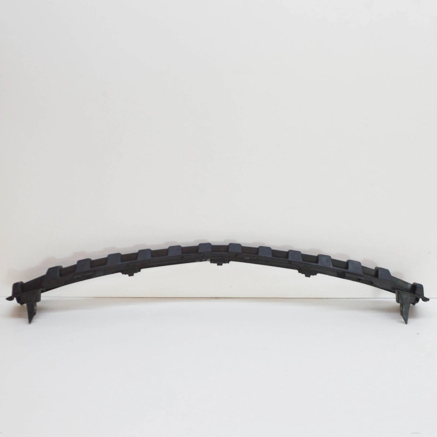 NEW MERCEDES-BENZ C-CLASS W204 FRONT BUMPER LOWER BRACKET A2048852765 ORIGINAL