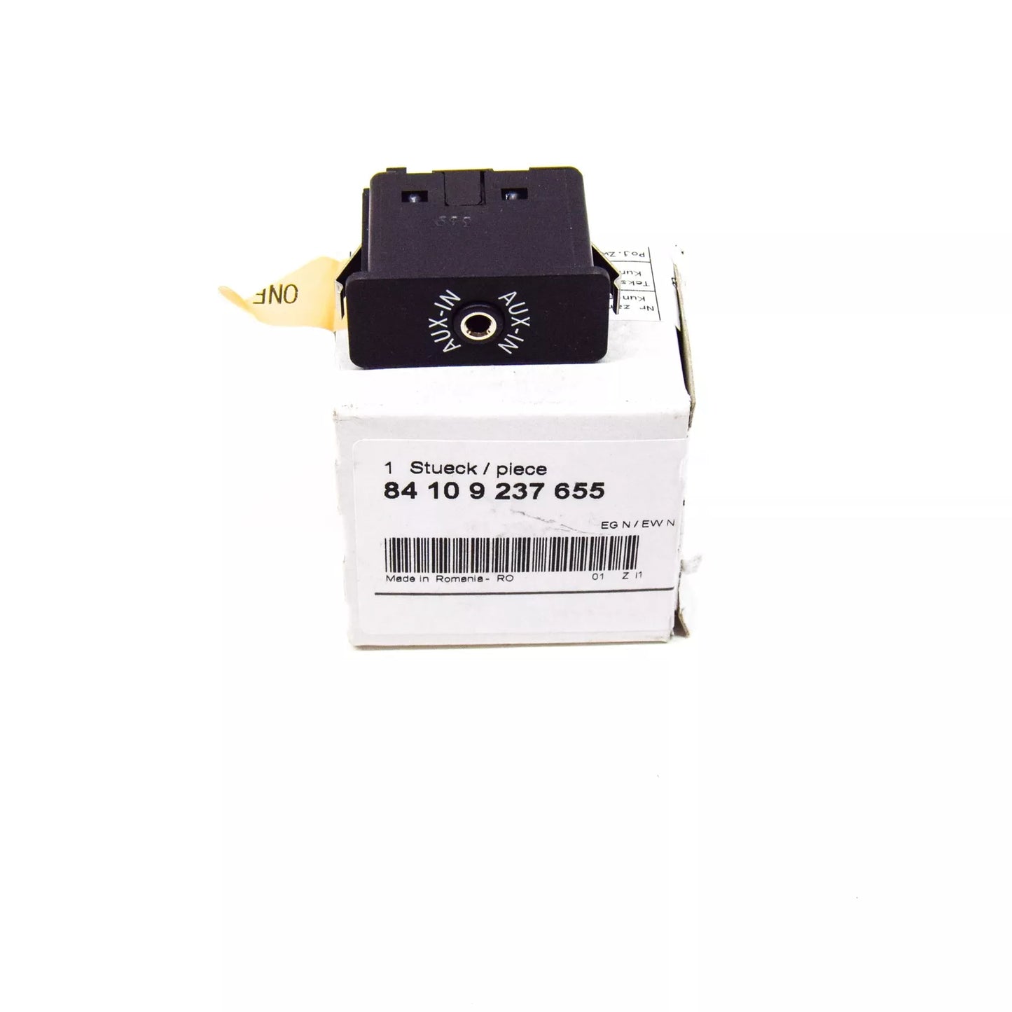 NEW BMW 1 E87 AUXILIARY INPUT SOCKET 84109237655 ORIGINAL