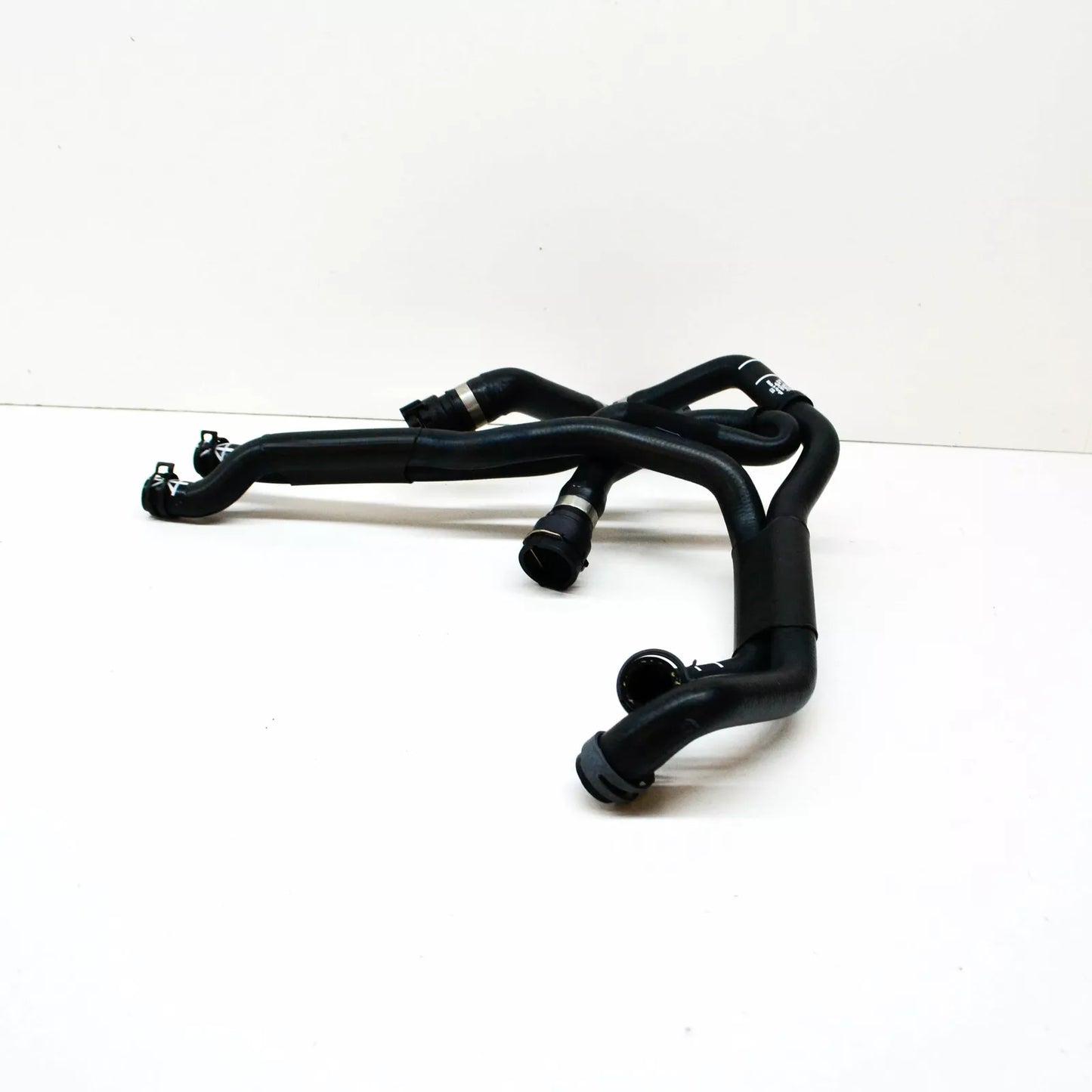 NEW VOLKSWAGEN MULTIVAN T6 ENGINE COOLING WATER HOSE 7E0122096AA ORIGINAL