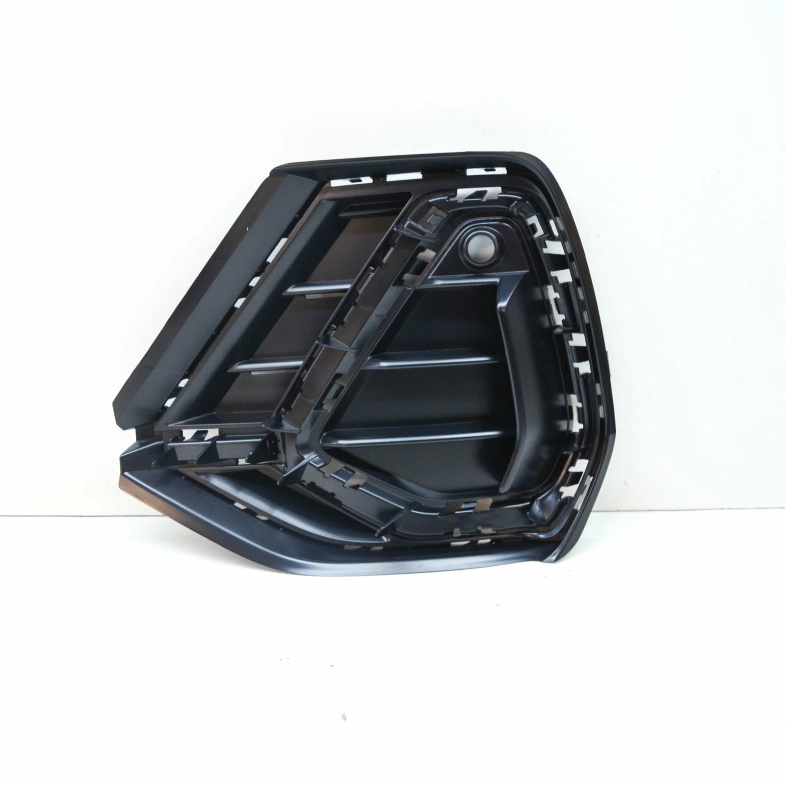 NEW AUDI Q3 F3 FRONT BUMPER LEFT LOWER GRILLE 83A807681D9B9