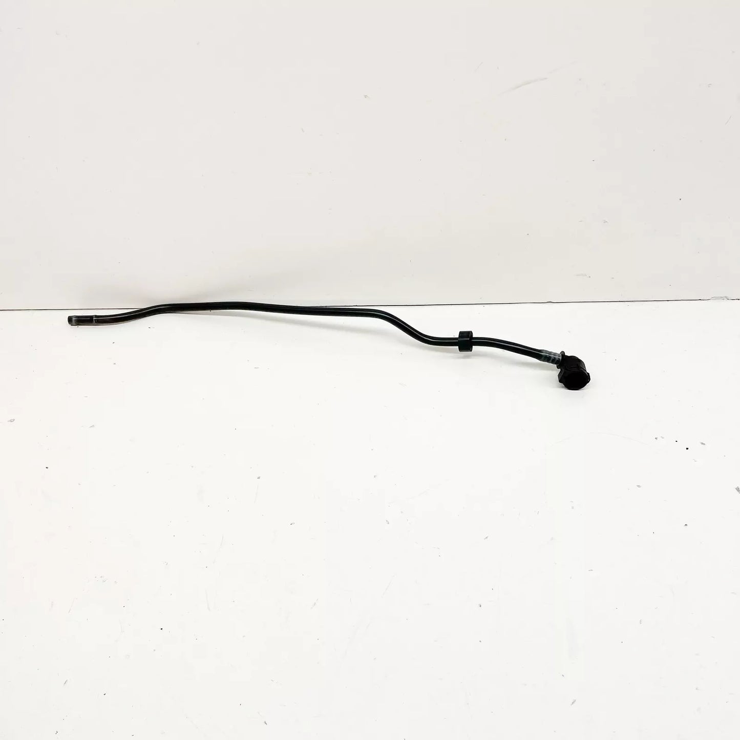 NEW BMW 5 G30 CYLINDER HEAD PIPE 8602667 17128602667 ORIGINAL