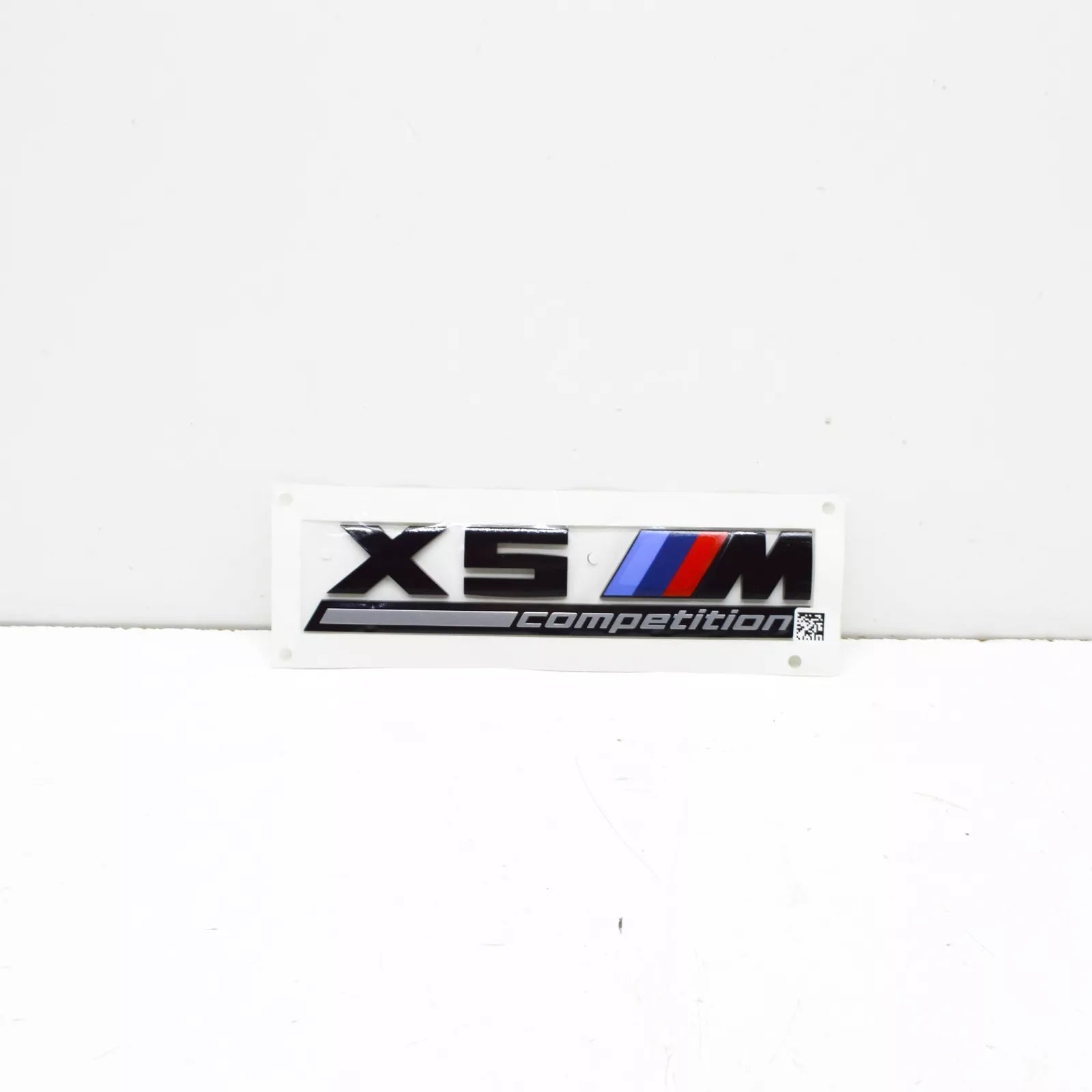 NEW BMW X5 M F95 REAR TRUNK BOOTLID BADGE 51148096408 8096408 ORIGINAL