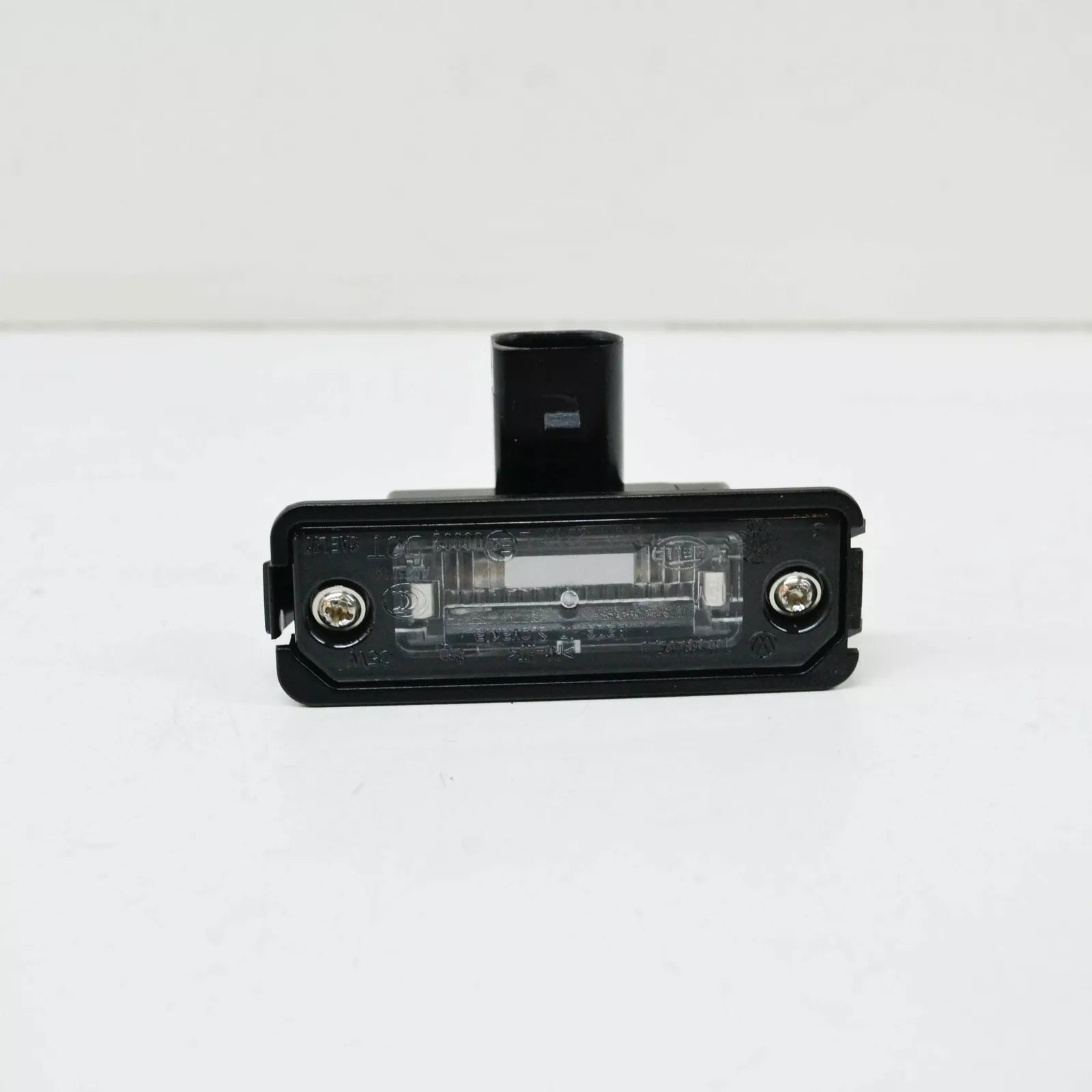 NEW VOLKSWAGEN GOLF MK4 LICENSE PLATE NUMBER LIGHT 1J6943021B ORIGINAL