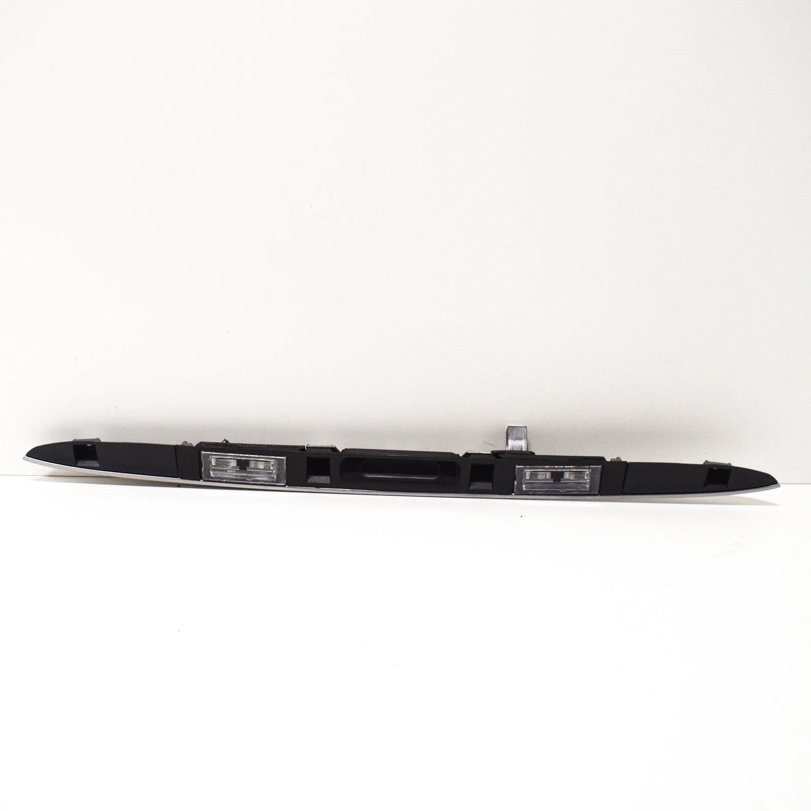 NEW BMW X5 E53 TAILGATE TRUNK LID HANDLE 51137170674 7170674 ORIGINAL