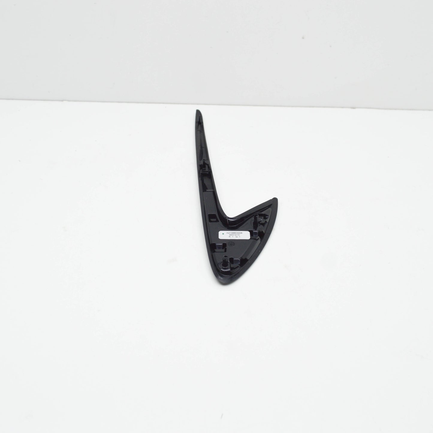 NEW MERCEDES-BENZ E W213 FRONT RIGHT FENDER TRIM A2138803006 ORIGINAL