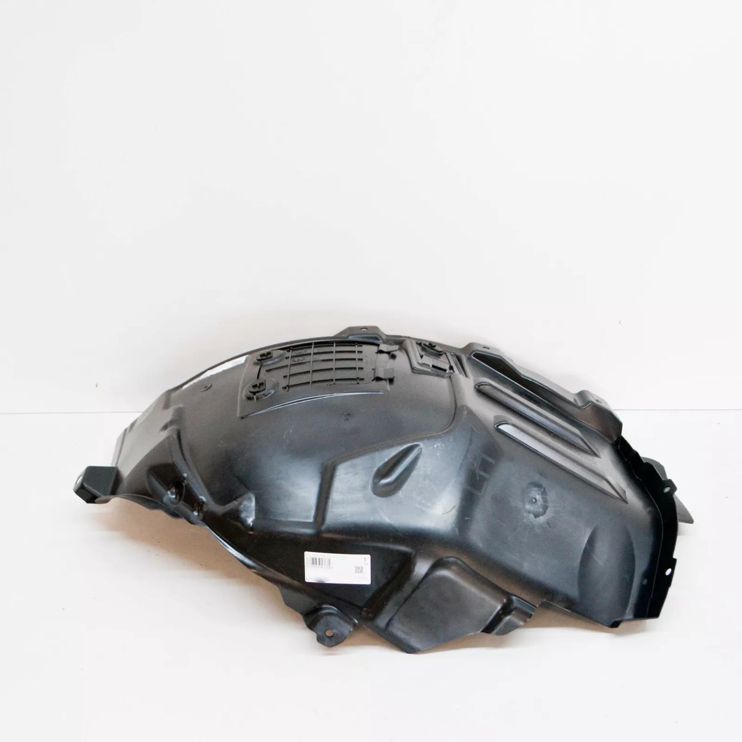 NEW MB E C238 FRONT LEFT WHEEL HOUSING LINER FRONT PART A2386901303 ORIGINAL