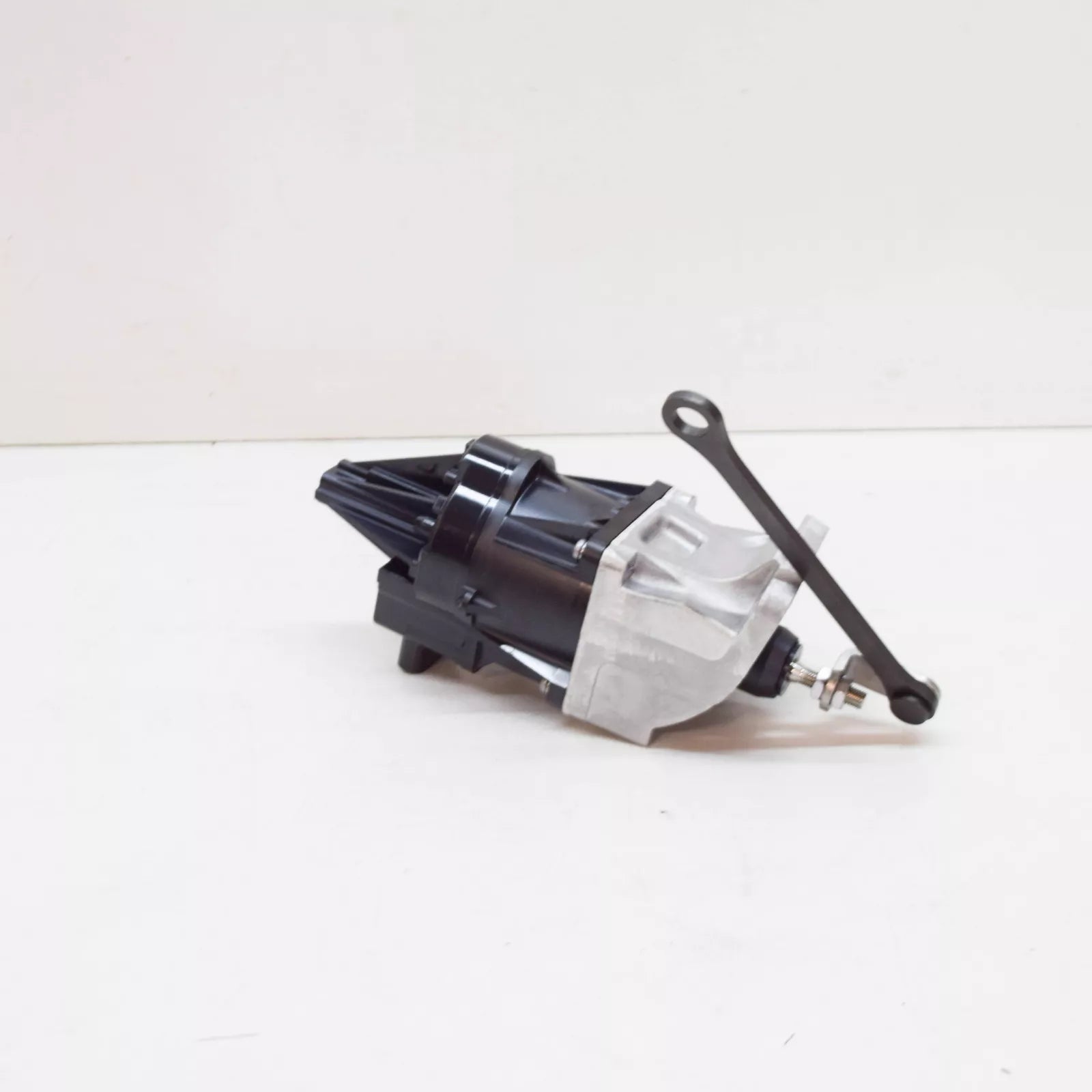 NEW BMW 3 F30 TURBOCHARGER WASTEGATE ACTUATOR 11657638783 7638783 ORIGINAL