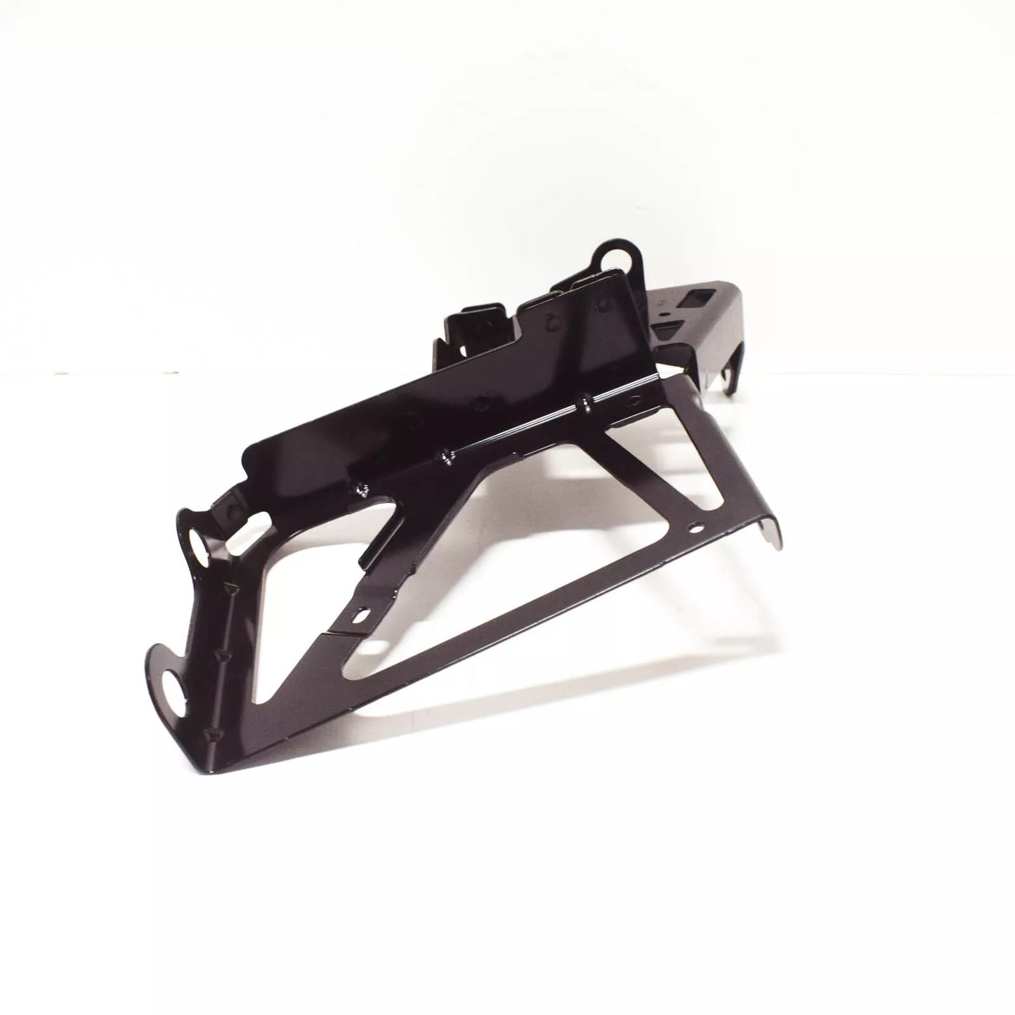 NEW AUDI A4 B9 RADIATOR MOUNT BRACKET 8W0121261A