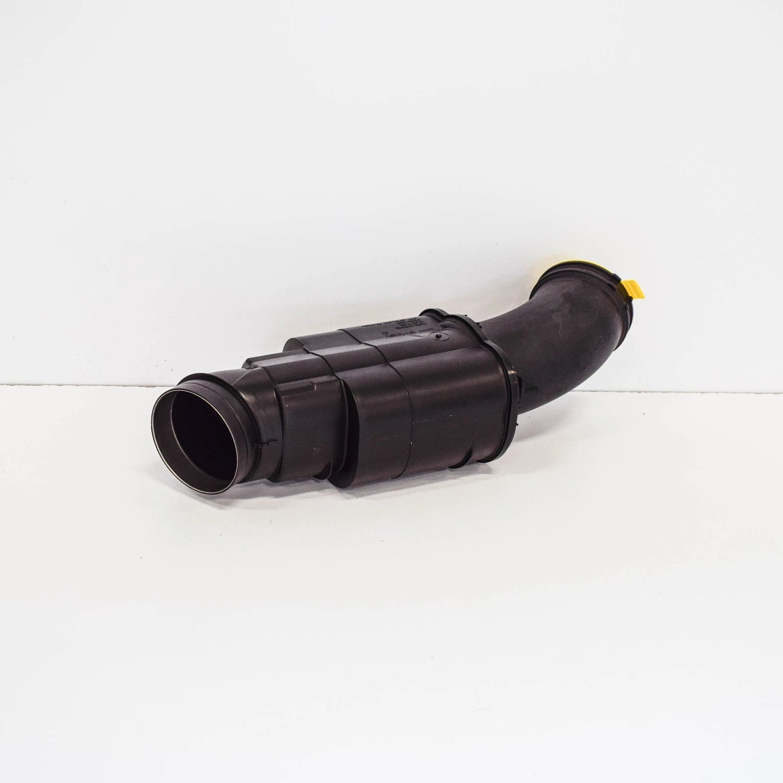 NEW BMW 5 F10 AIR DUCT 2.0 PETROL 13717612094 ORIGINAL