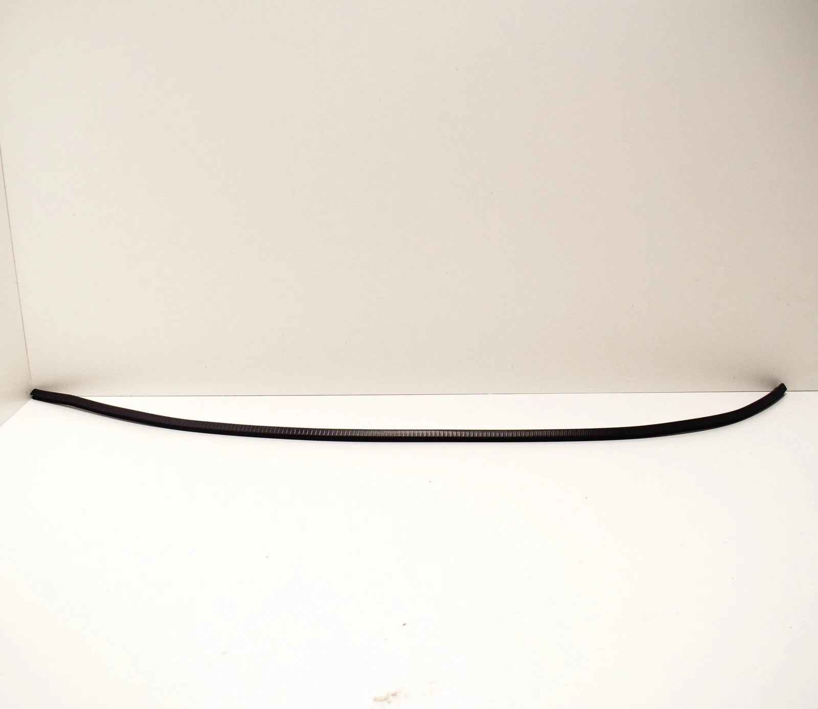 NEW BMW 5 E28 SUNROOF GASKET SEAL 54121870086 1870086 ORIGINAL