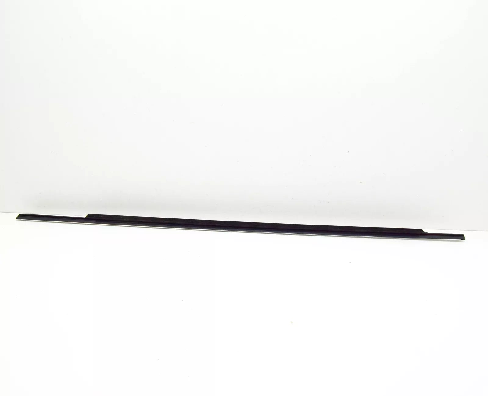 NEW AUDI A4 B9 REAR LEFT DOOR WINDOW BELT MOLDING 8W0853763E2ZZ ORIGINAL