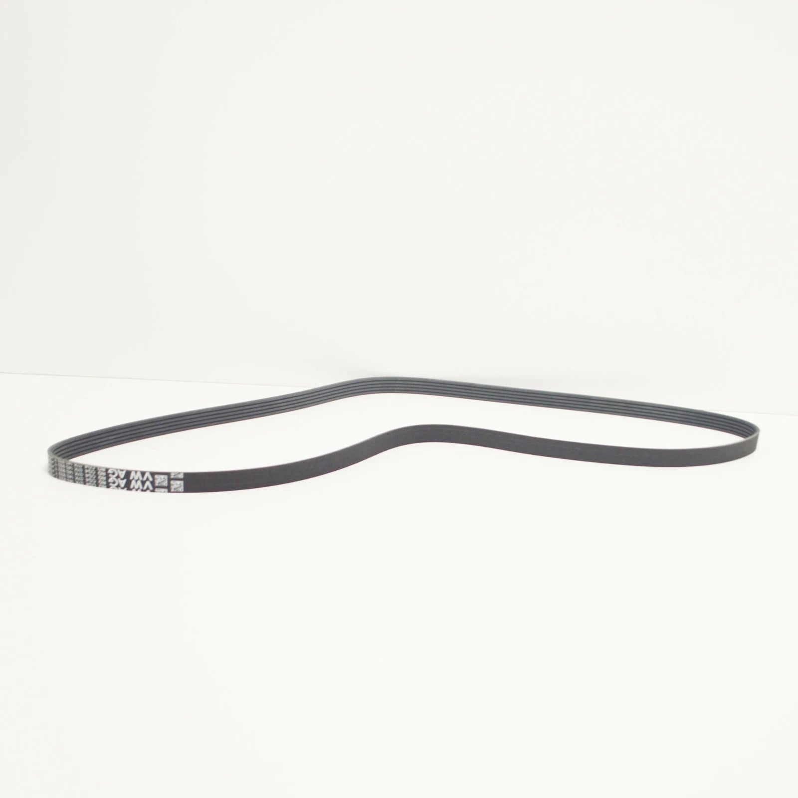 NEW AUDI TT FV SERPENTINE V-BELT RIBBED 07K145933T