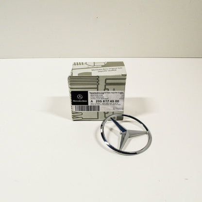 NEW MERCEDES-BENZ C W205 REAR BOOT STAR BADGE EMBLEM A2058174500 ORIGINAL