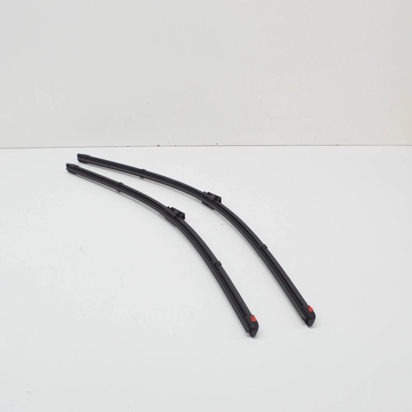 NEW MERCEDES-BENZ GLB X247 FRONT WIPER BLADE SET LHD A2478201202 ORIGINAL