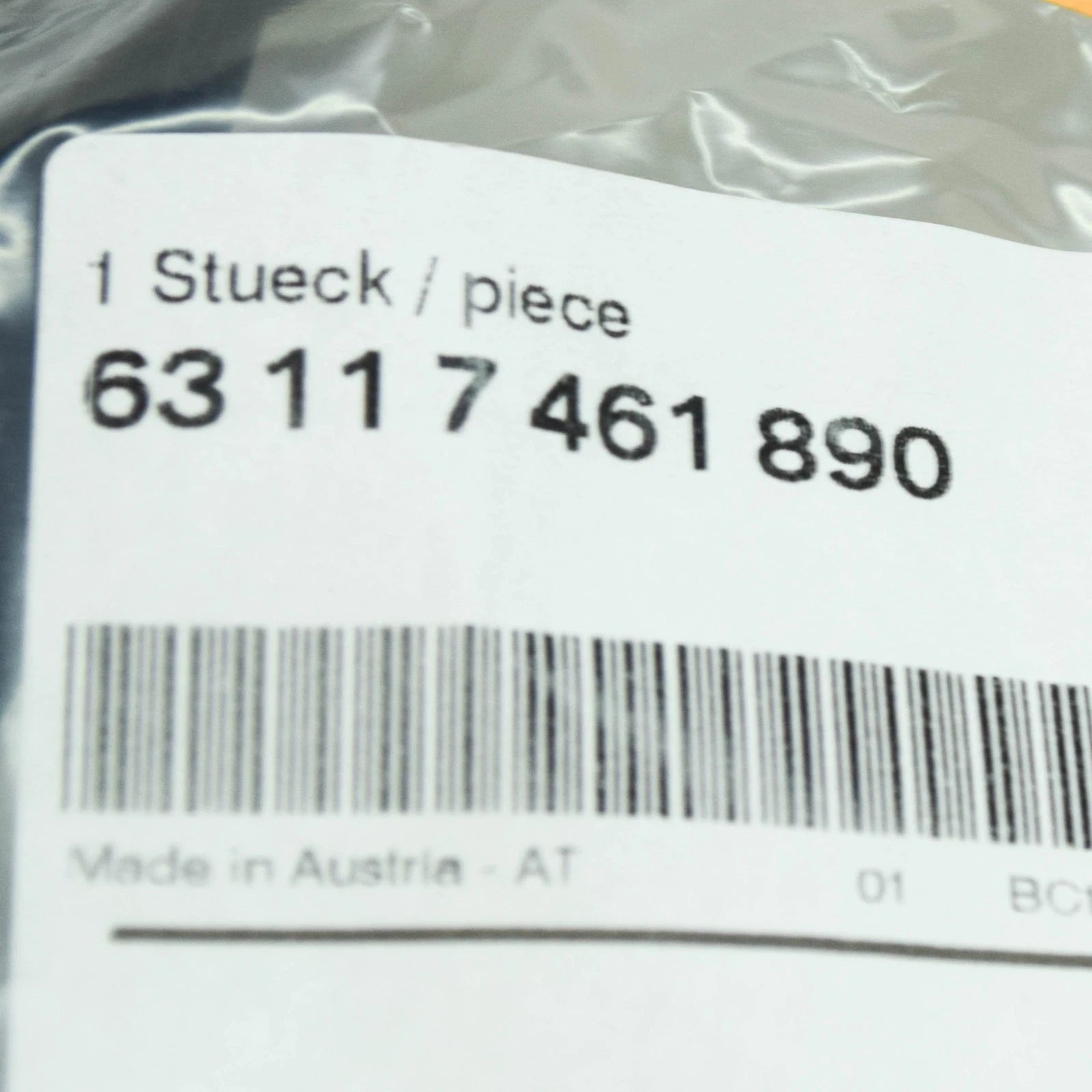 NEW BMW 6 GRAN TURISMO G32 RIGHT HEADLIGHT BRACKET MOUNT 63117461890 ORIGINAL