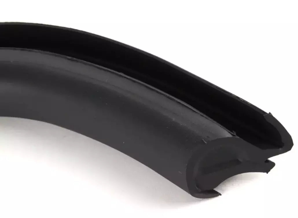 NEW BMW Z3 COUPE E36 REAR RIGHT WINDOW GUIDE 54318397662 8397662 ORIGINAL