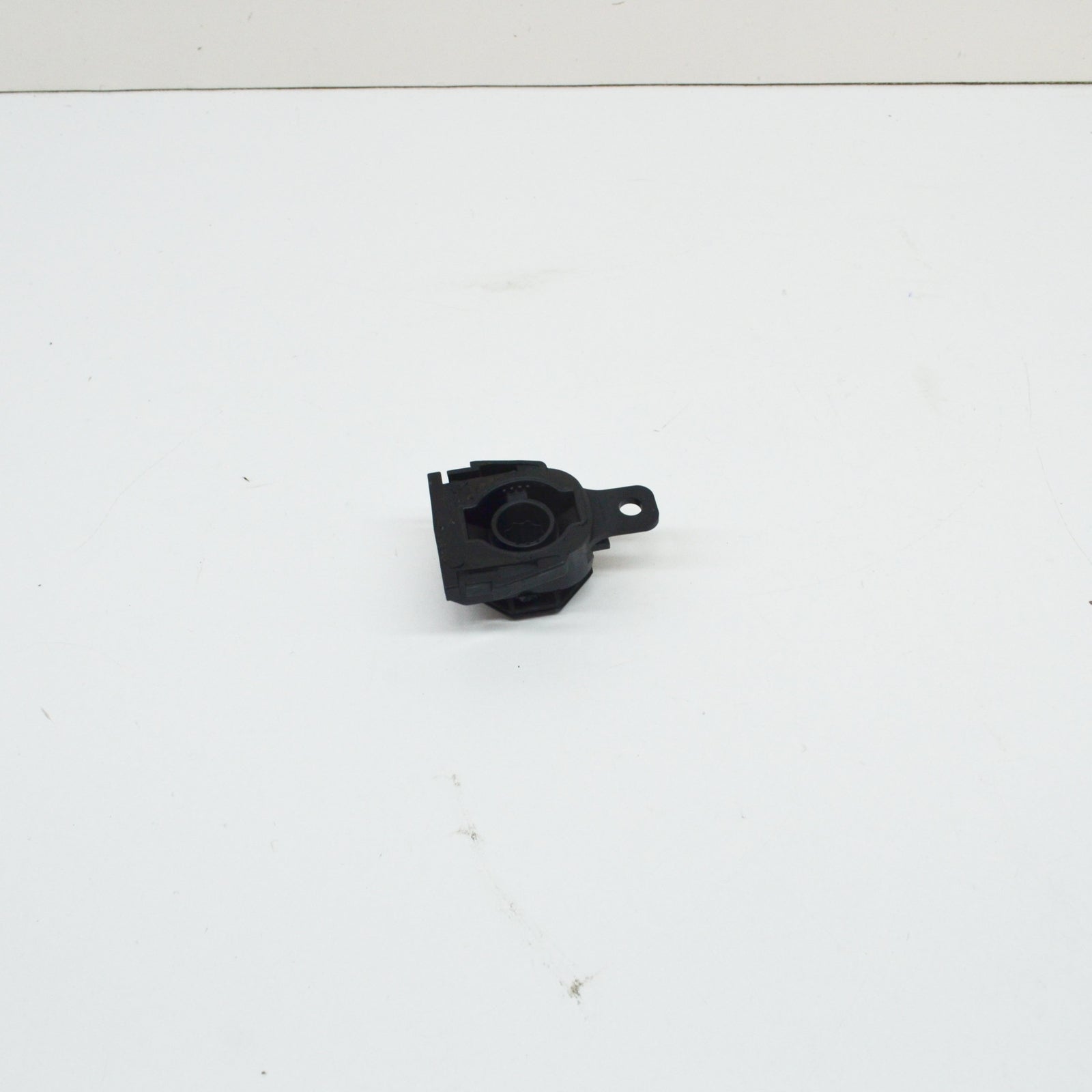 new ford kuga mk3 cx482 radiator upper rubber insulator 2421614 original