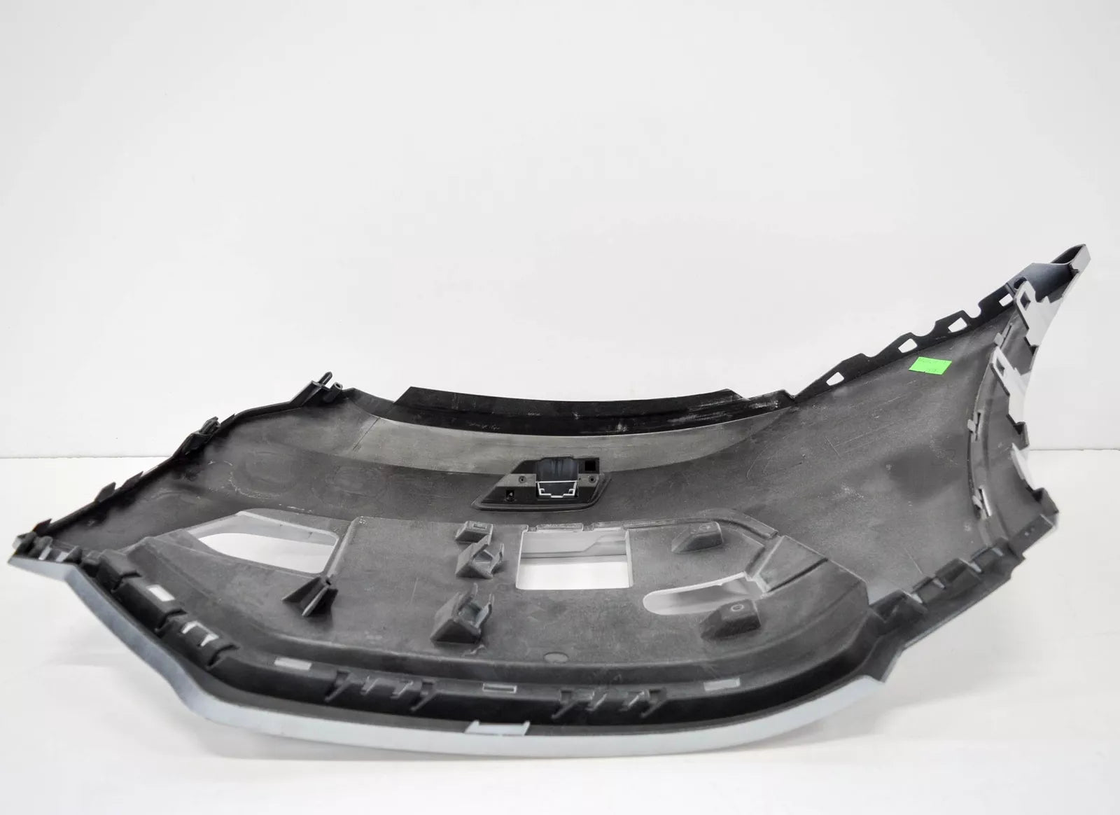 NEW AUDI A3 8U FRONT BUMPER RIGHT SIDE COVER 8U0807066HGRU ORIGINAL