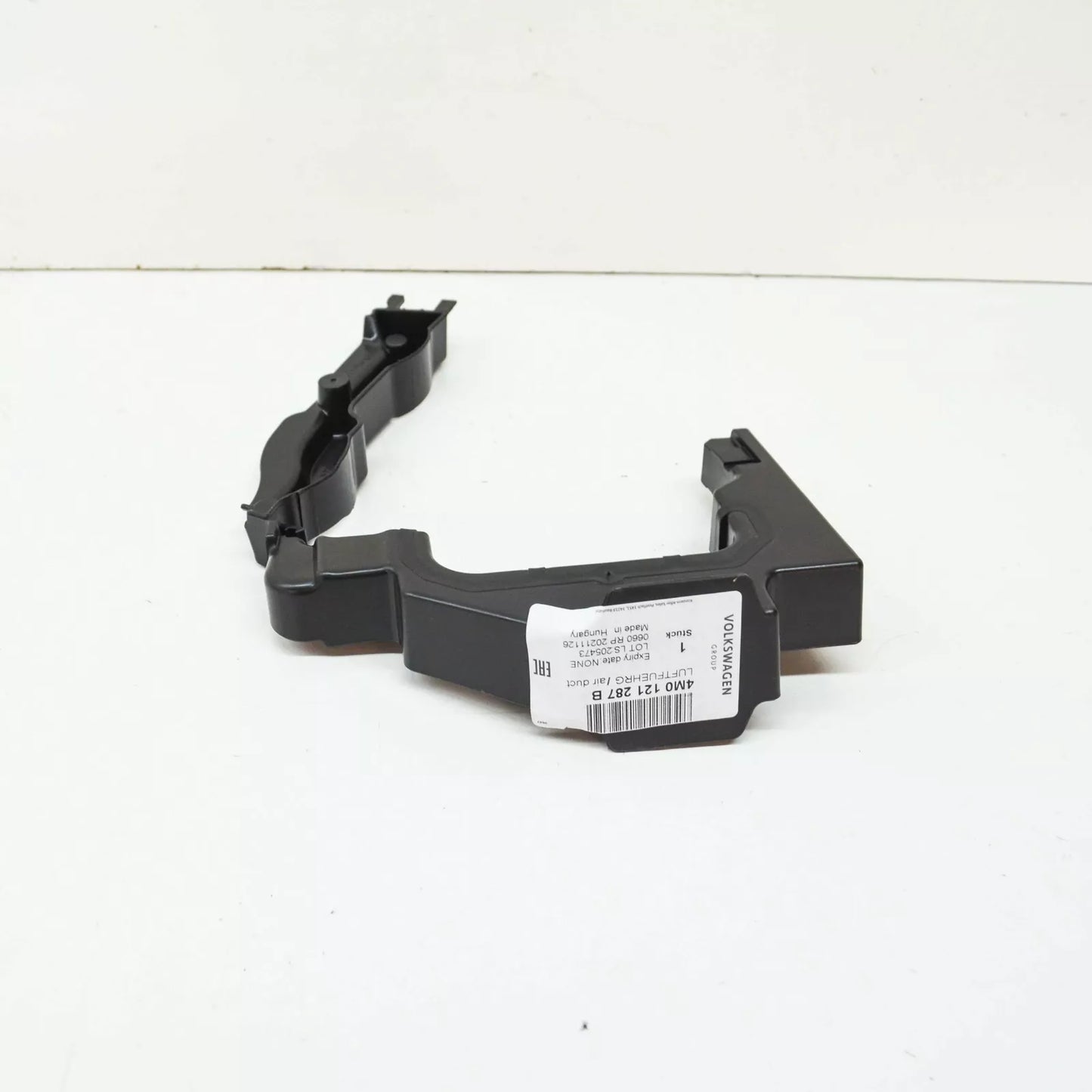 NEW AUDI Q7 4M RADIATOR CORE SUPPORT AIR DUCT 4M0121287B ORIGINAL