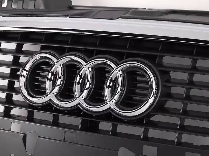 NEW AUDI A4 B7 RADIATOR GRILLE 8E0853651J1QP