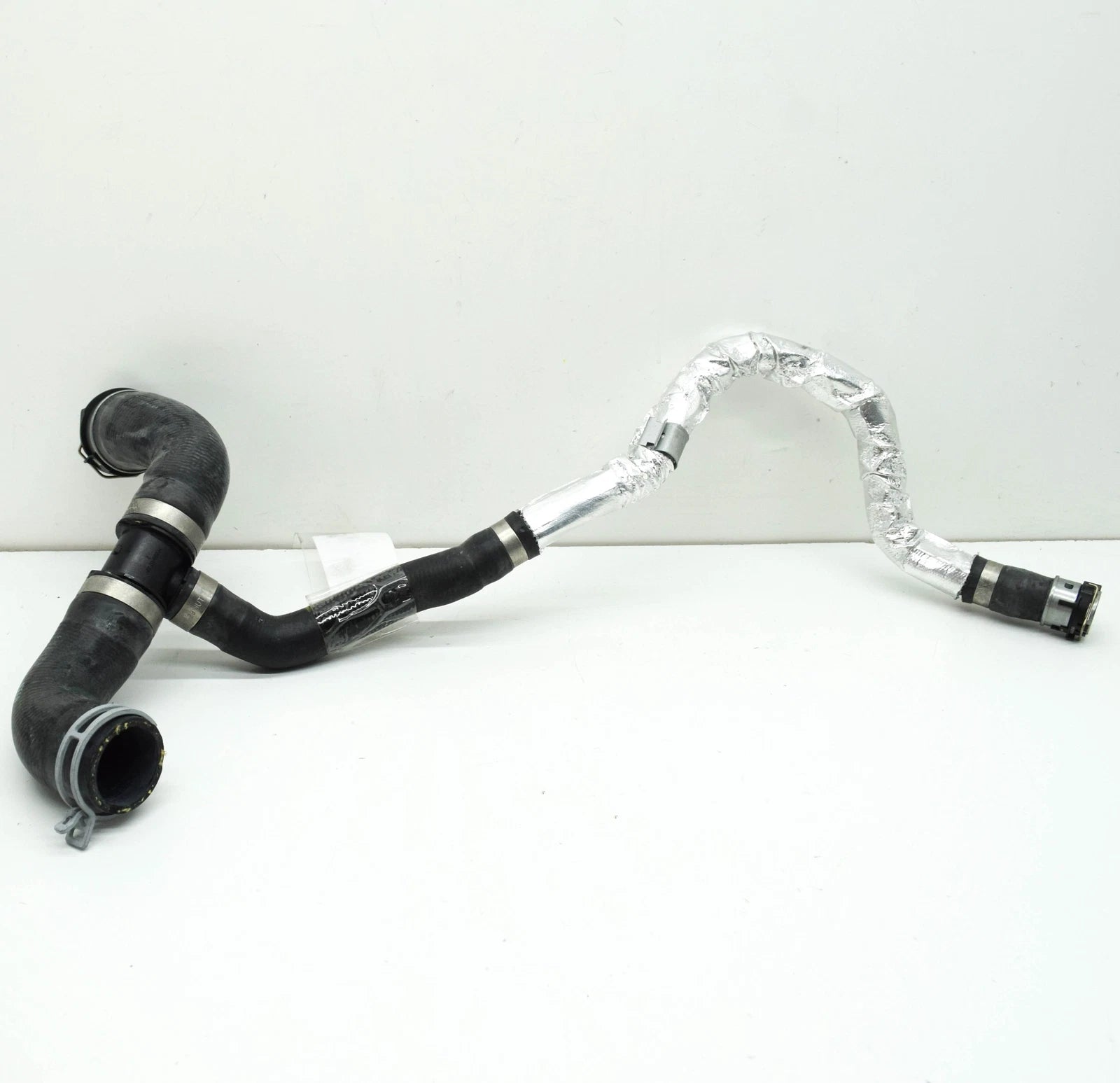 NEW MERCEDES-BENZ A W177 RIGHT SIDE WATER RADIATOR HOSE A1775011701 ORIGINAL