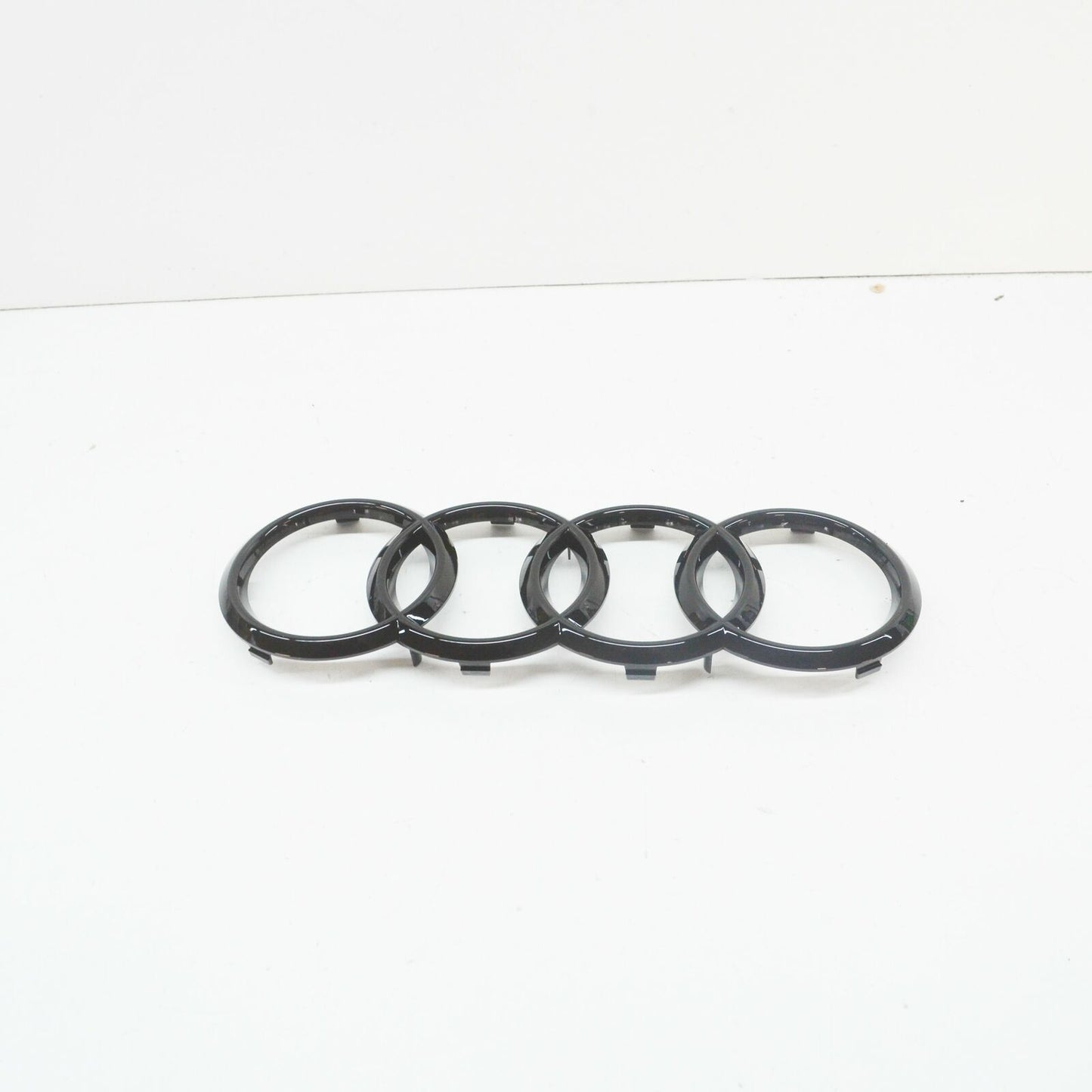 NEW AUDI RS7 SPORTBACK 4K8 FRONT GRILLE BADGE 4K8853605T94 ORIGINAL
