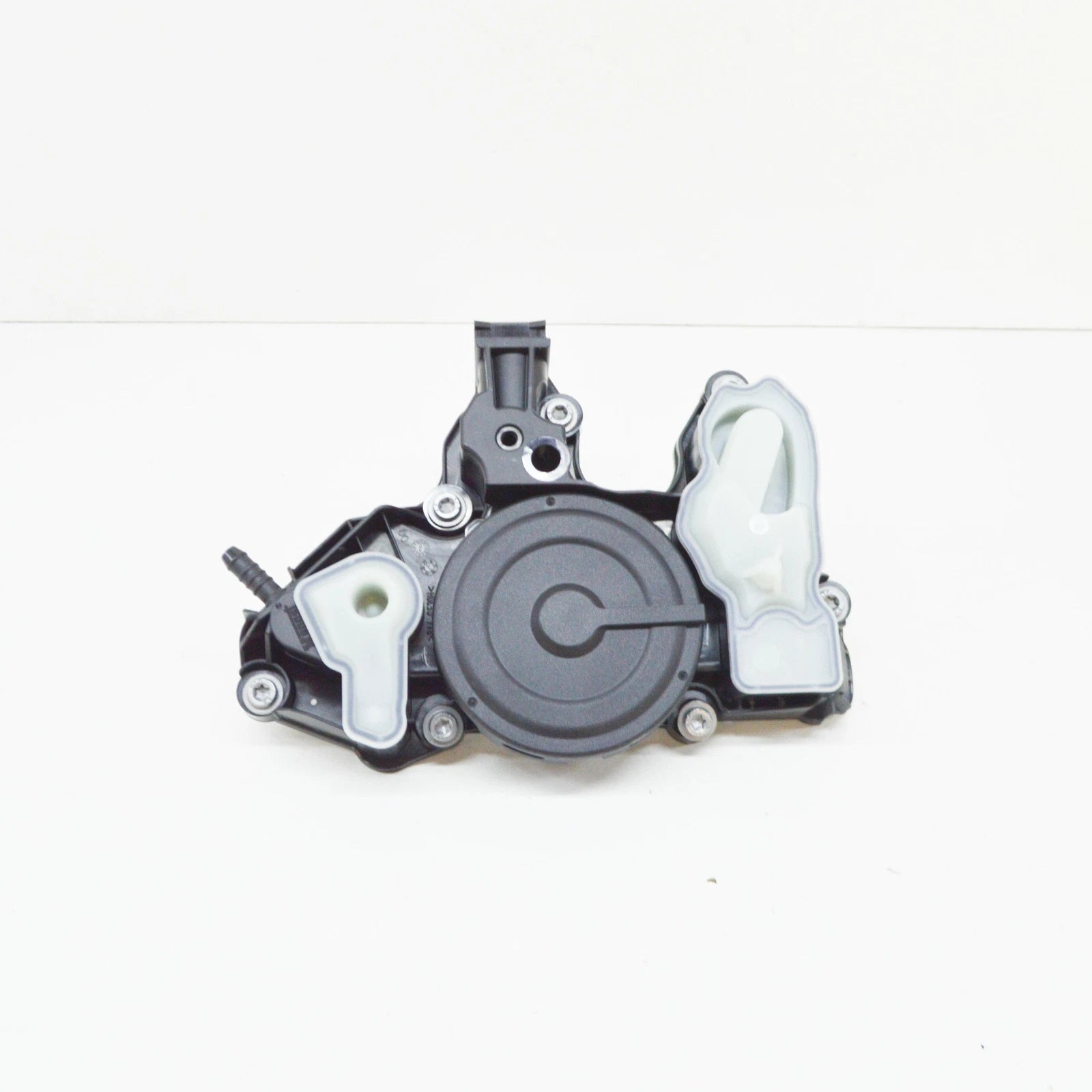 NEW VOLKSWAGEN GOLF MK7 OIL SEPARATOR 06K103495BL