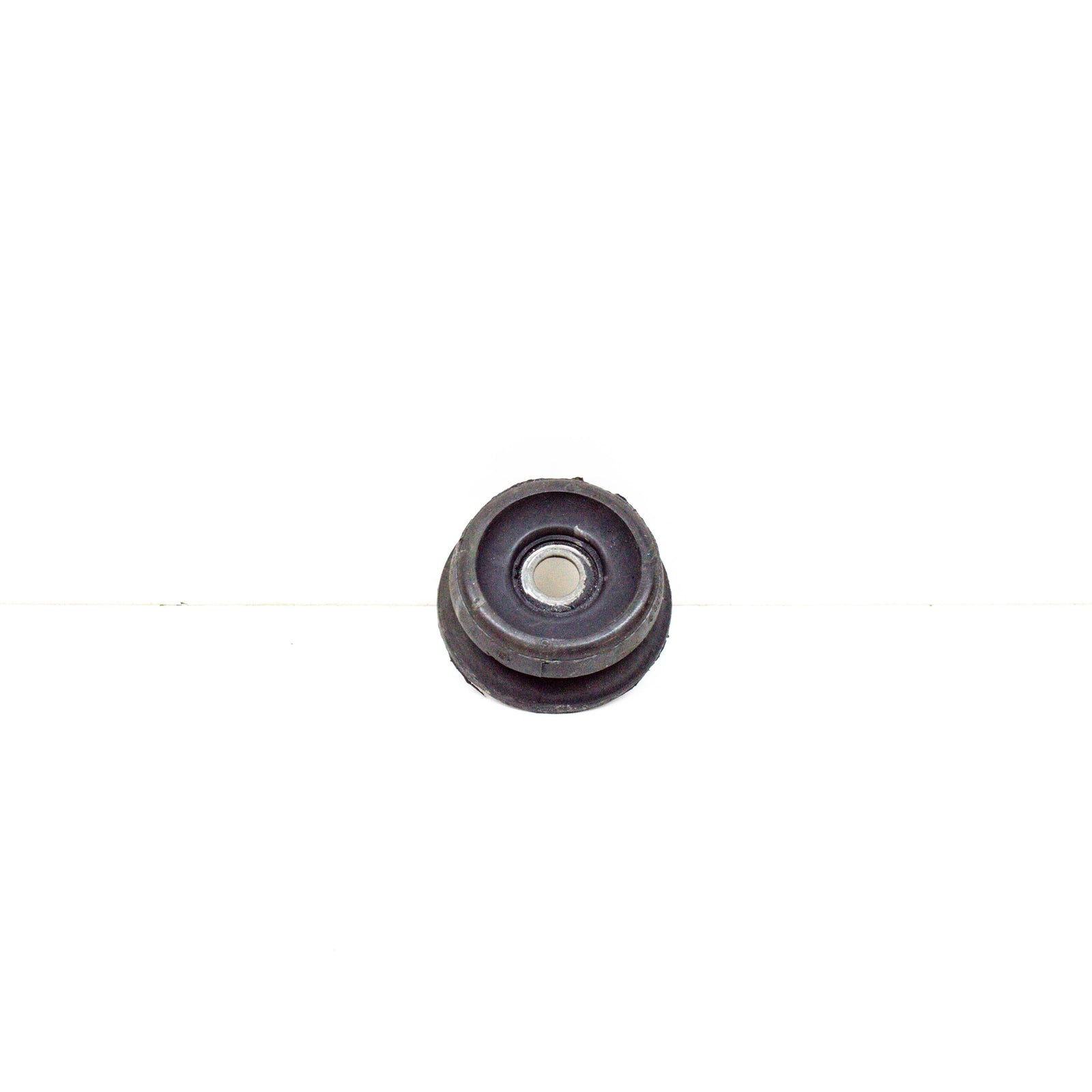 NEW MERCEDES-BENZ SPRINTER 903 FRONT STRUT RUBBER MOUNTING A9013230085 ORIGINAL
