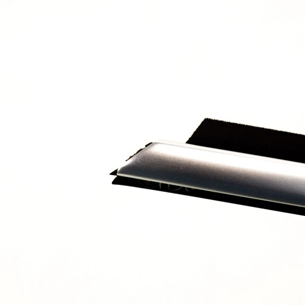 NEW BMW 4 F32 FRONT LEFT DOOR WINDOW TRIM 51337315405 ORIGINAL