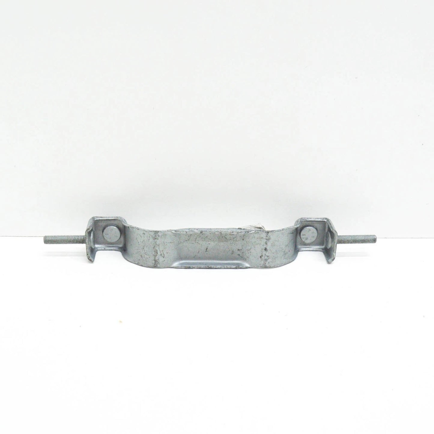 NEW BMW 8 E31 REAR EXHAUST SYSTEN CLAMP 18211723130 ORIGINAL