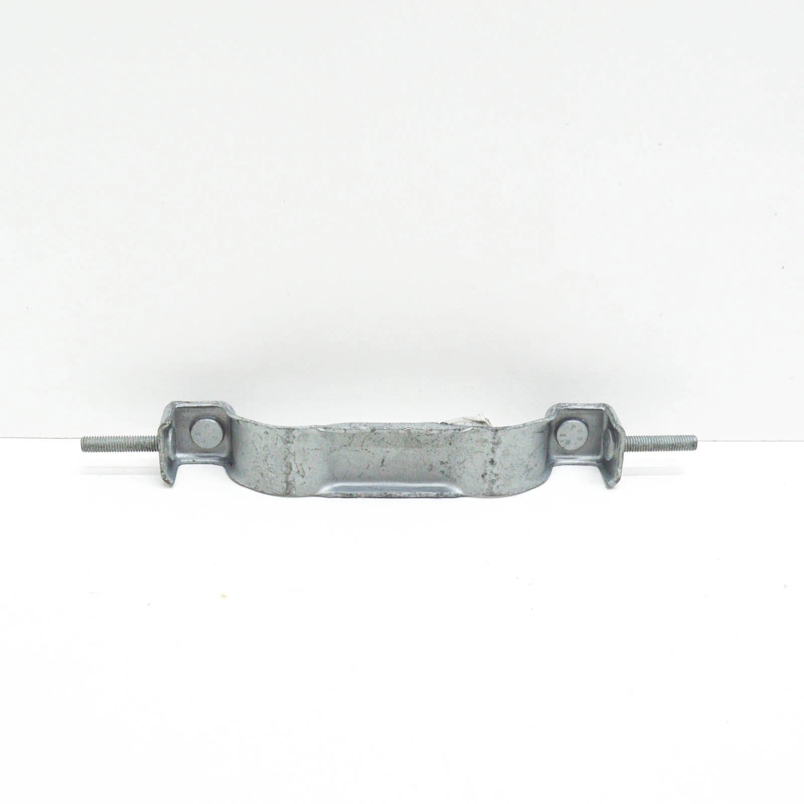 NEW BMW 8 E31 REAR EXHAUST SYSTEN CLAMP 18211723130 ORIGINAL