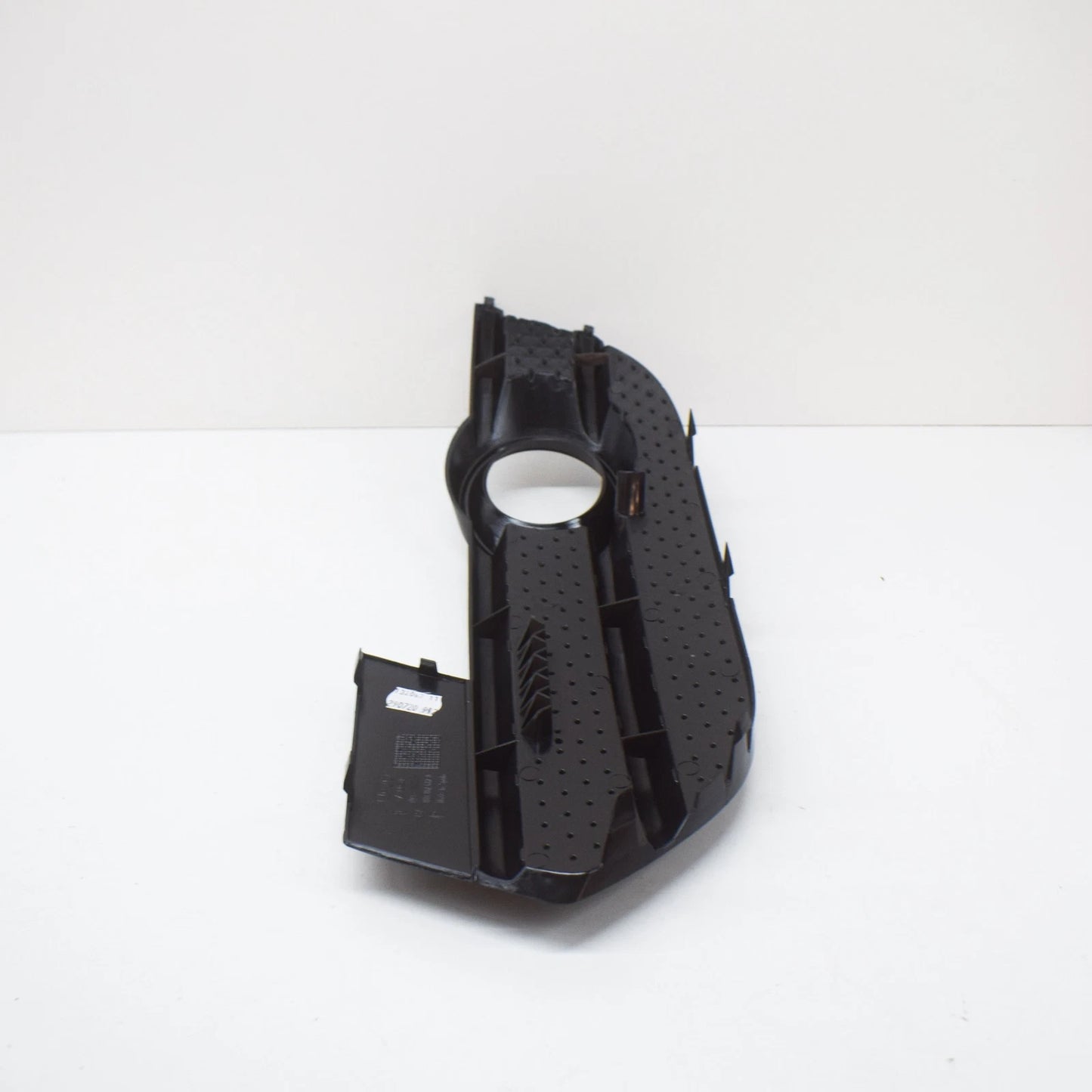 NEW AUDI Q3 8U FRONT BUMPER RIGHT FOG GRILLE  8U0807682ASP9