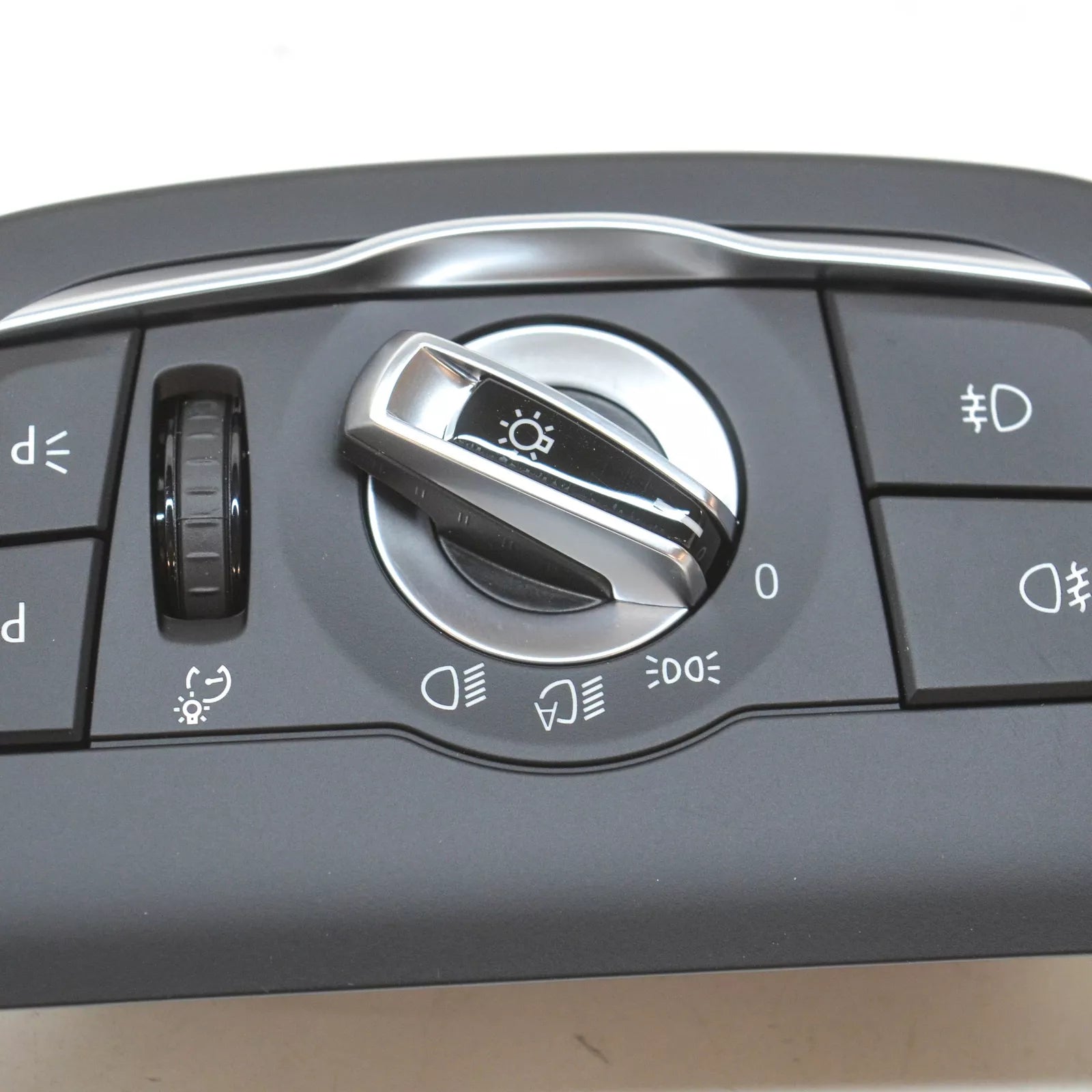 NEW BMW X3 G01 FRONT HEADLIGHT SWITCH CONTROL UNIT 61319472966 ORIGINAL