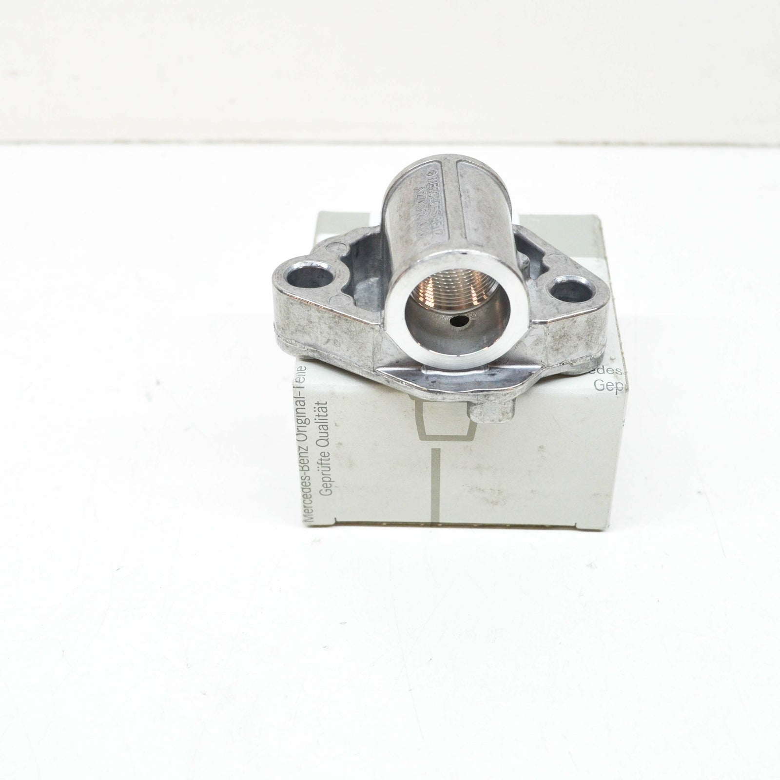 NEW MERCEDES-BENZ C W204 ENGINE BELT CHAIN TENSIONER A2700521000 ORIGINAL